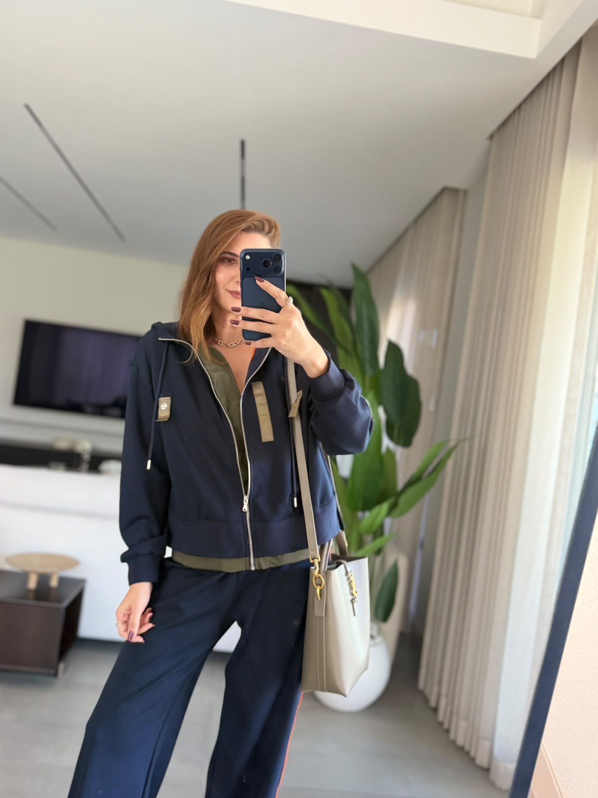 Nora Yan Şeritli Biyeli Takım