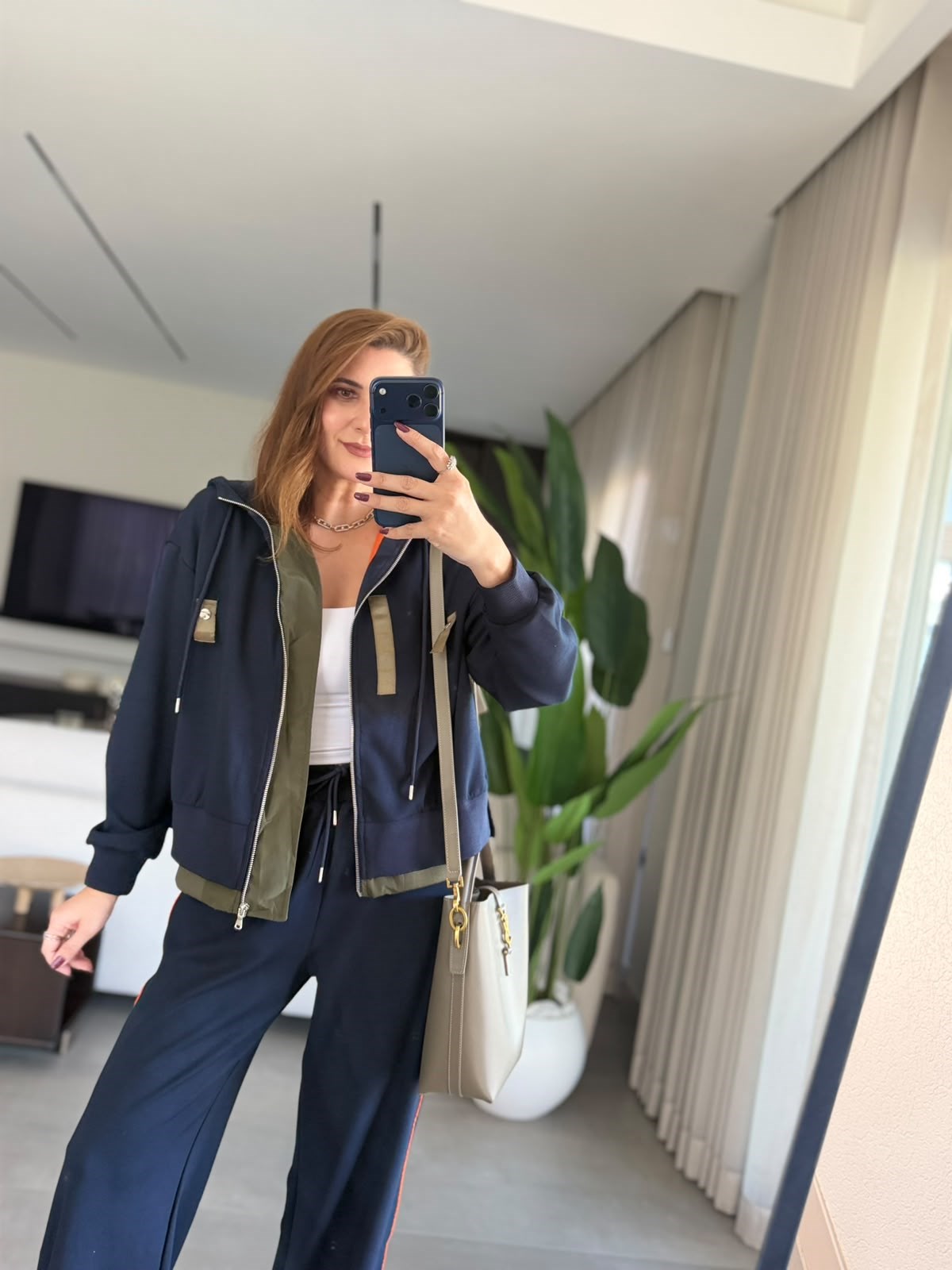 Nora Yan Şeritli Biyeli Takım