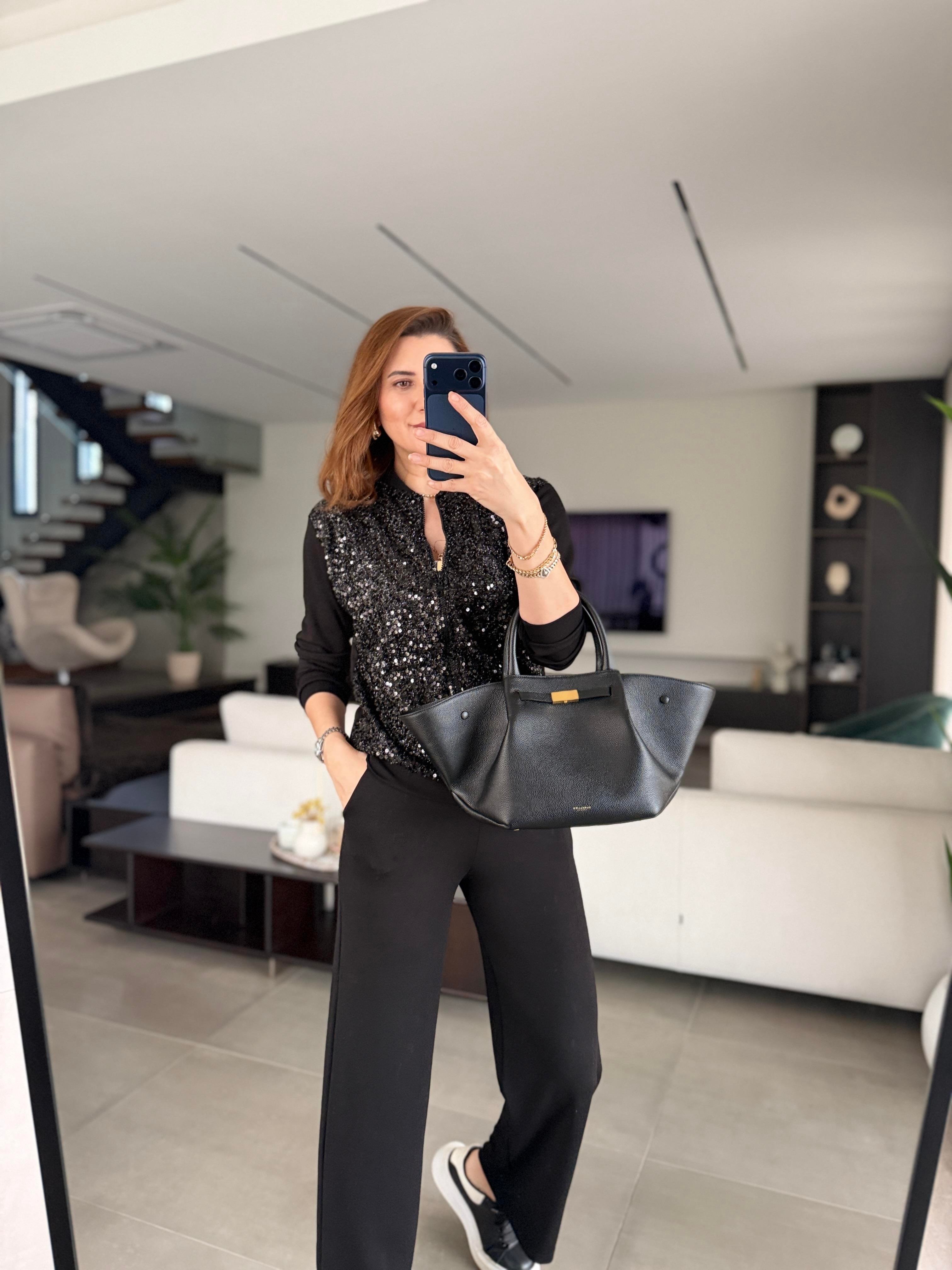 Önü Pullu Ceket Takım