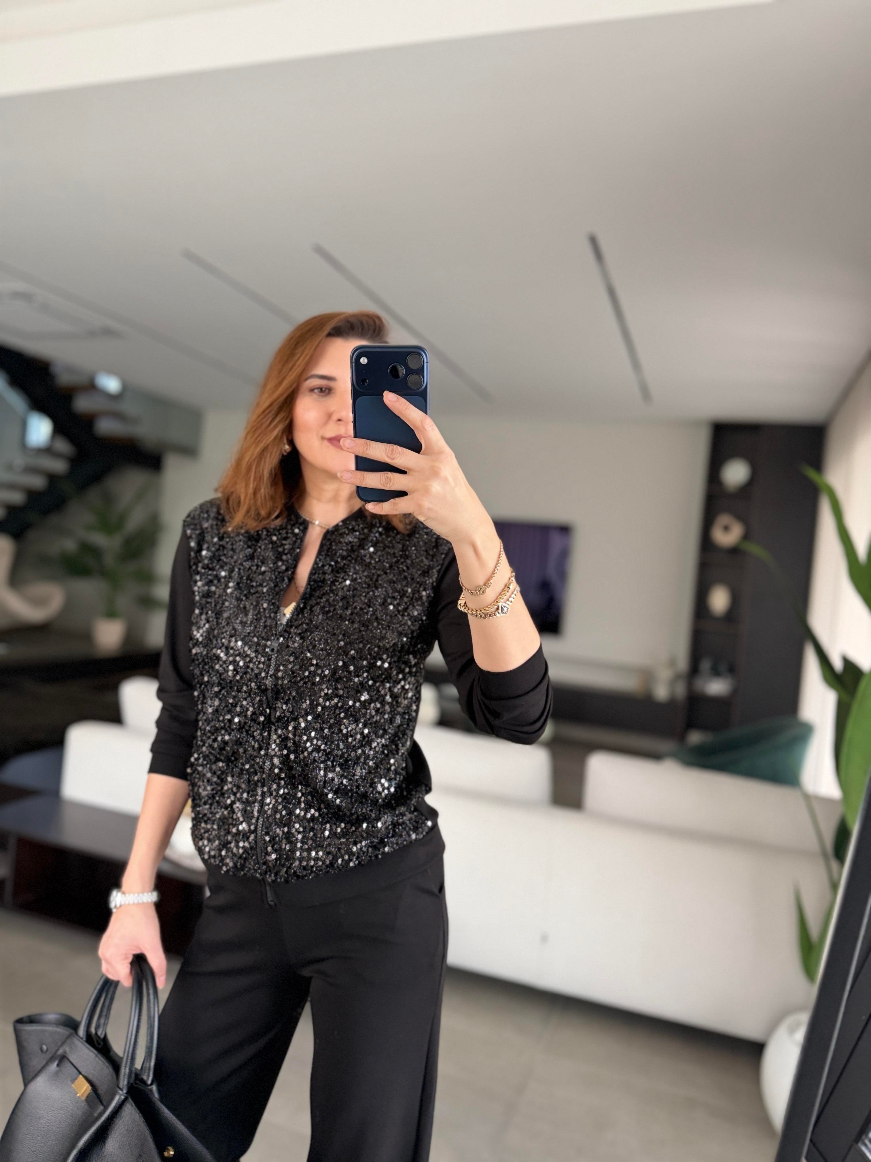 Önü Pullu Ceket Takım