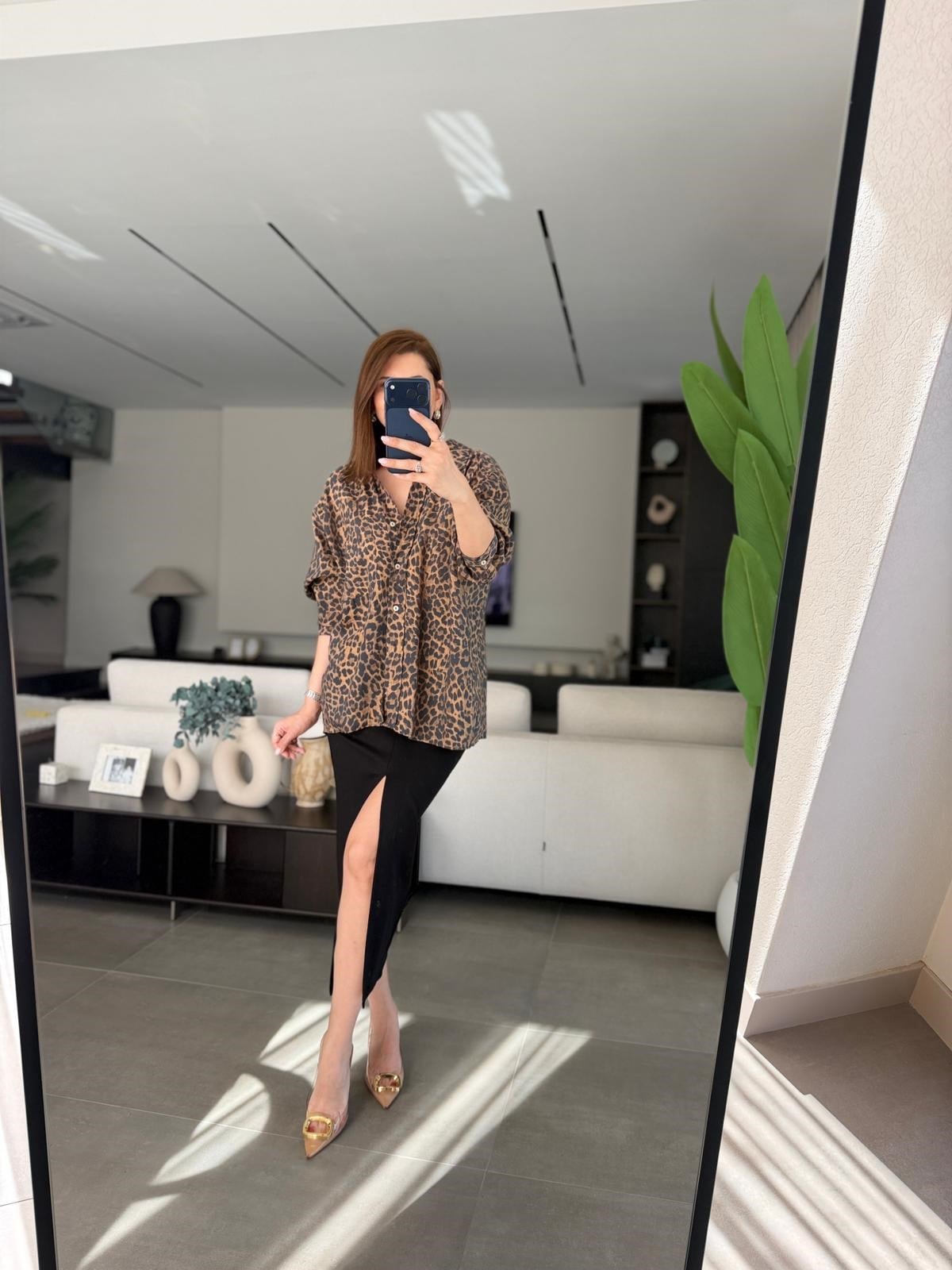Oversize Cep Detaylı Leopar Gömlek