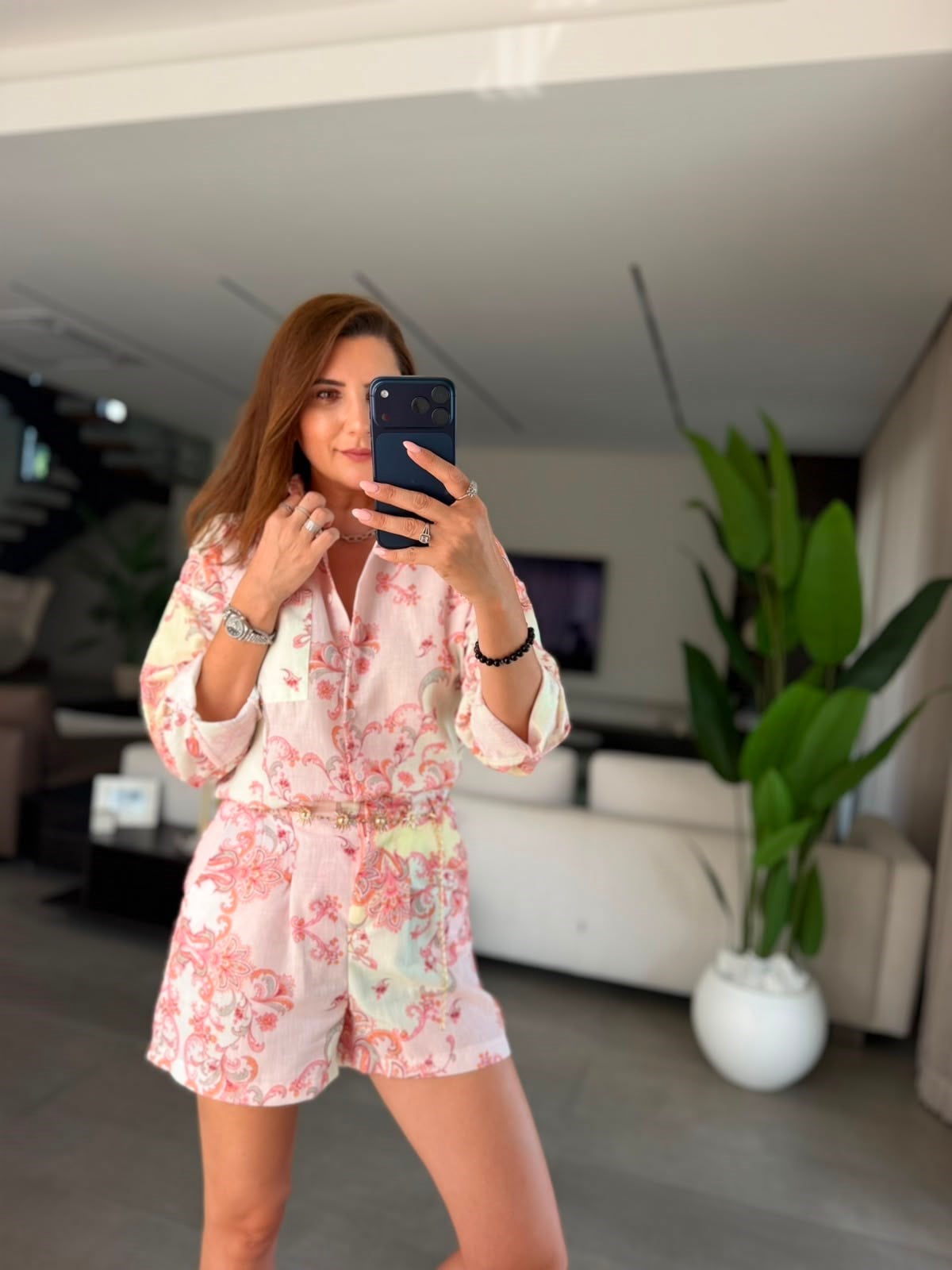 Pembe Güneş Kemer Detaylı Desenli Şort Takım