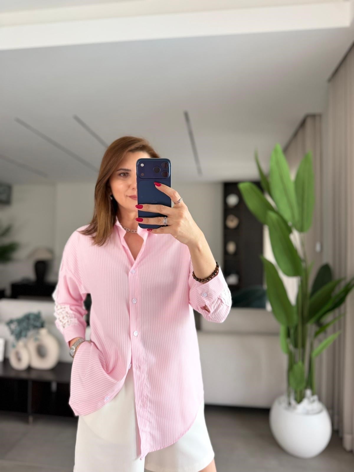 Pembe Kol Dantel Detay Çizgili Gömlek