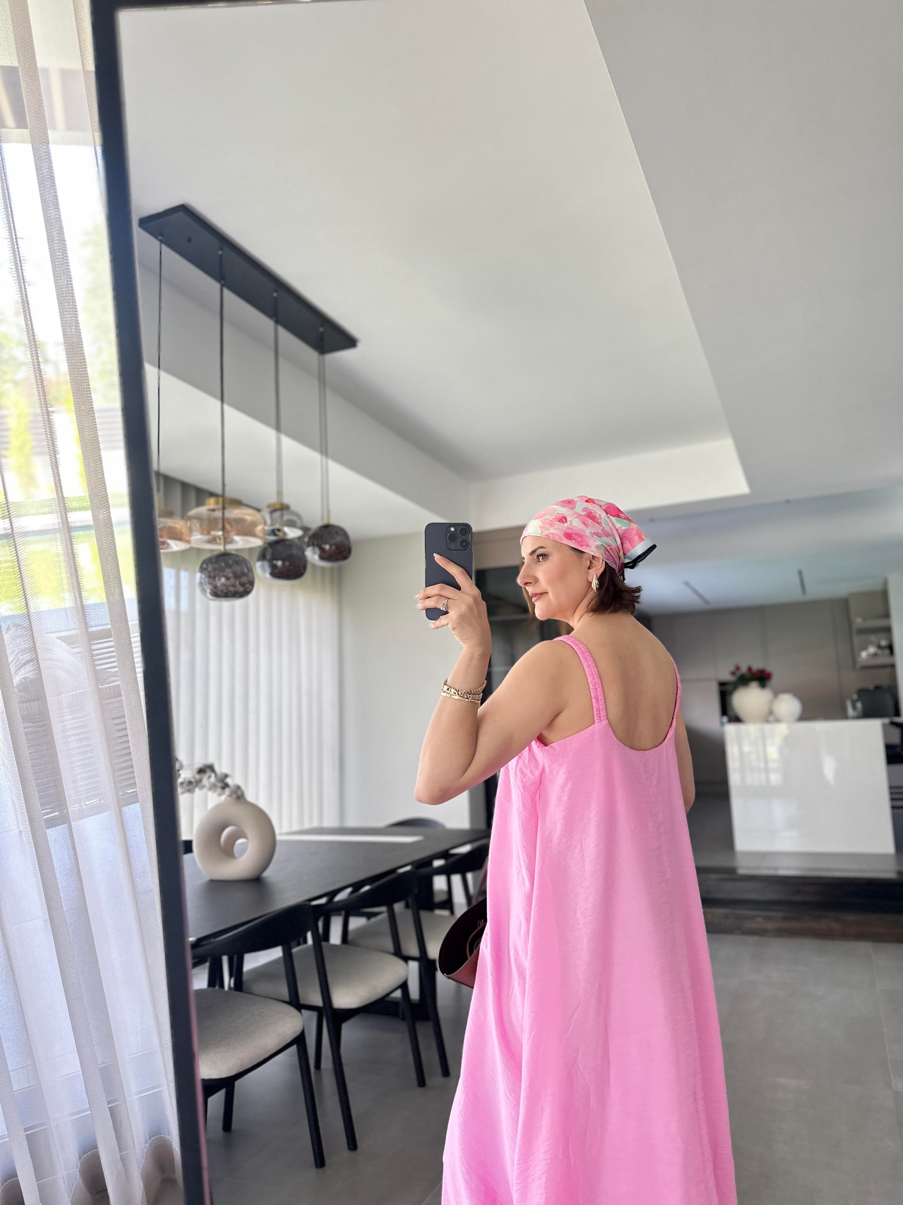 Pembe V Yaka İp Askılı Salaş Elbise