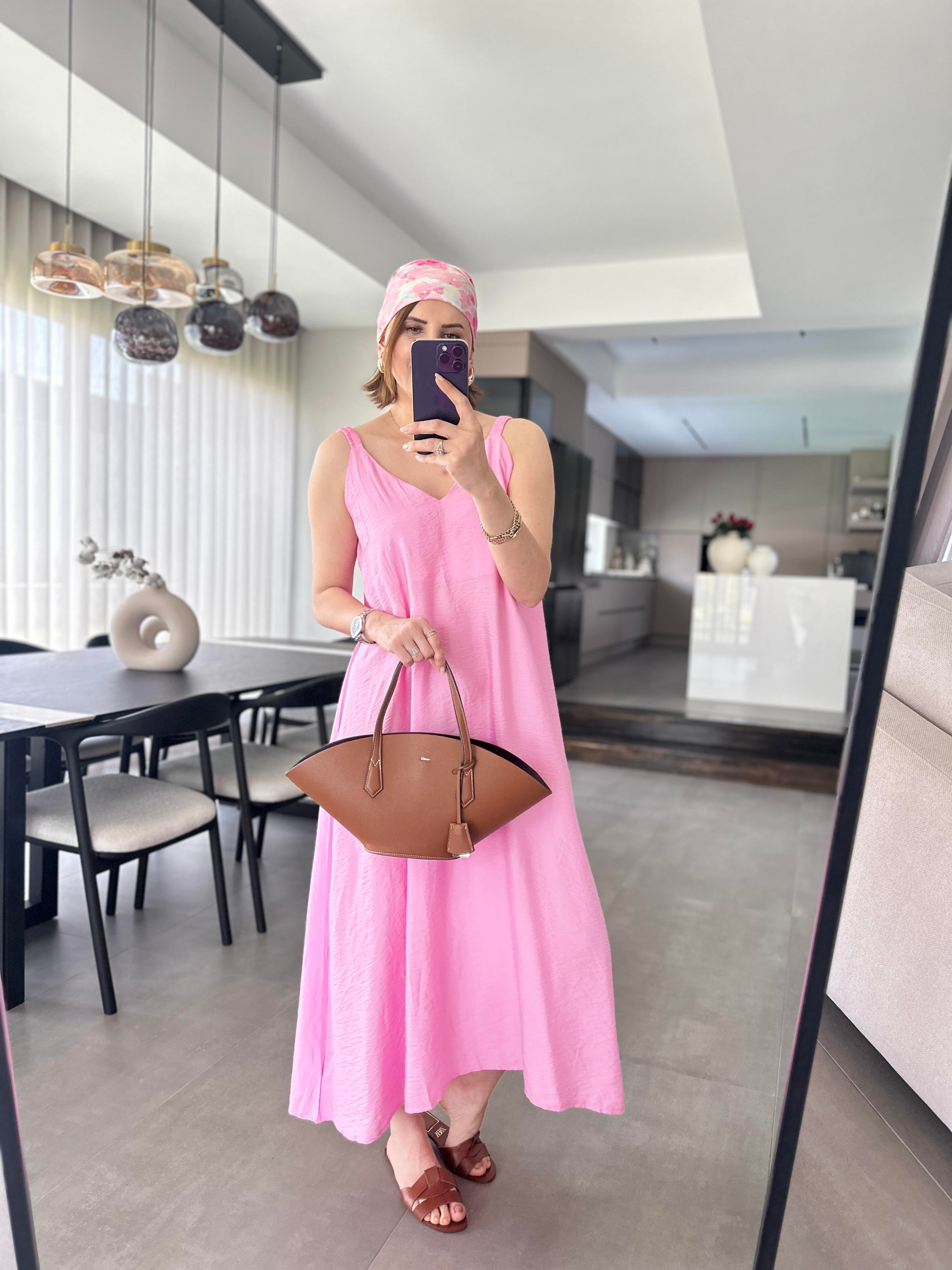 Pembe V Yaka İp Askılı Salaş Elbise