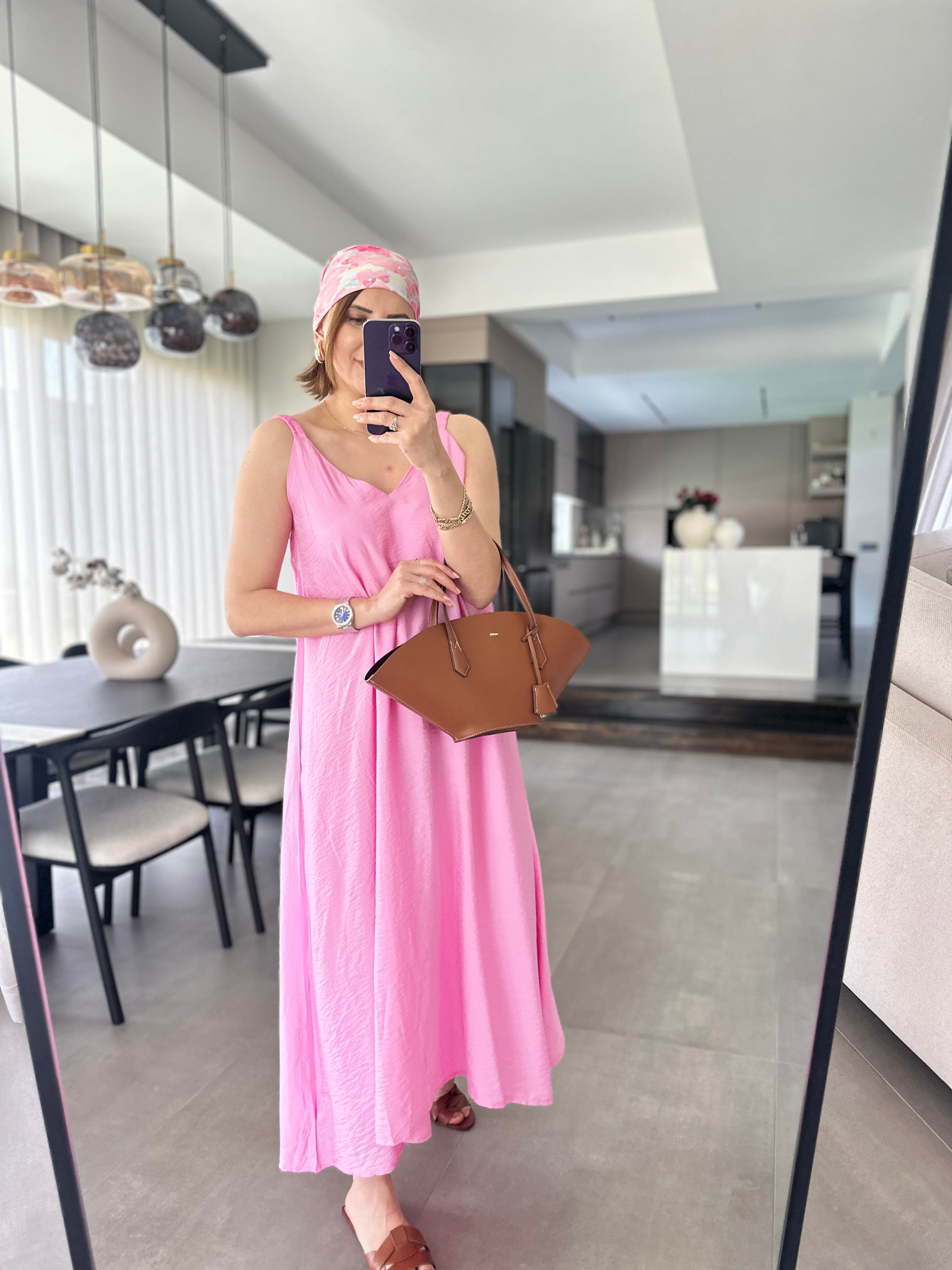 Pembe V Yaka İp Askılı Salaş Elbise