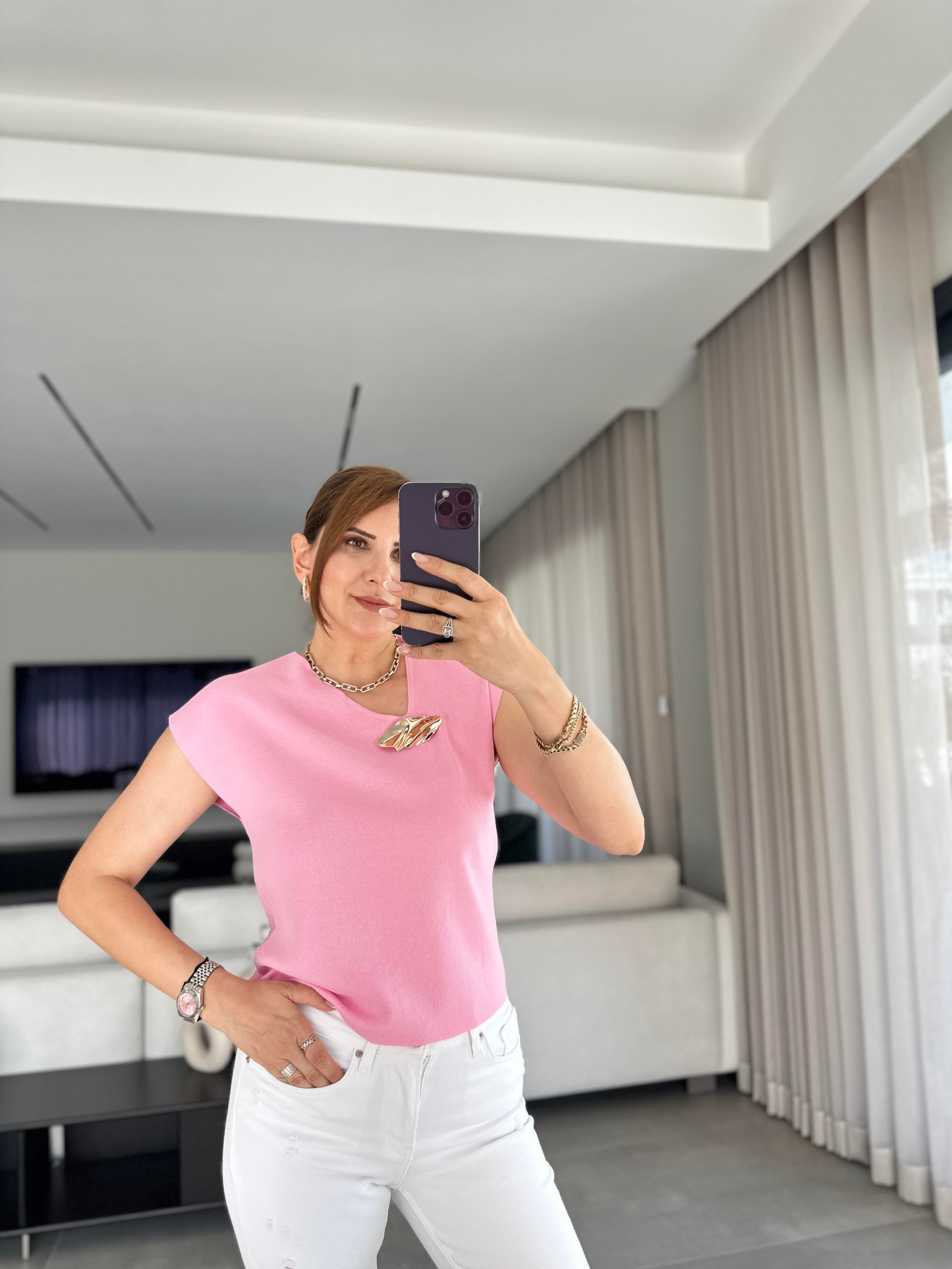 Pembe V Yaka Kolsuz Triko Bluz