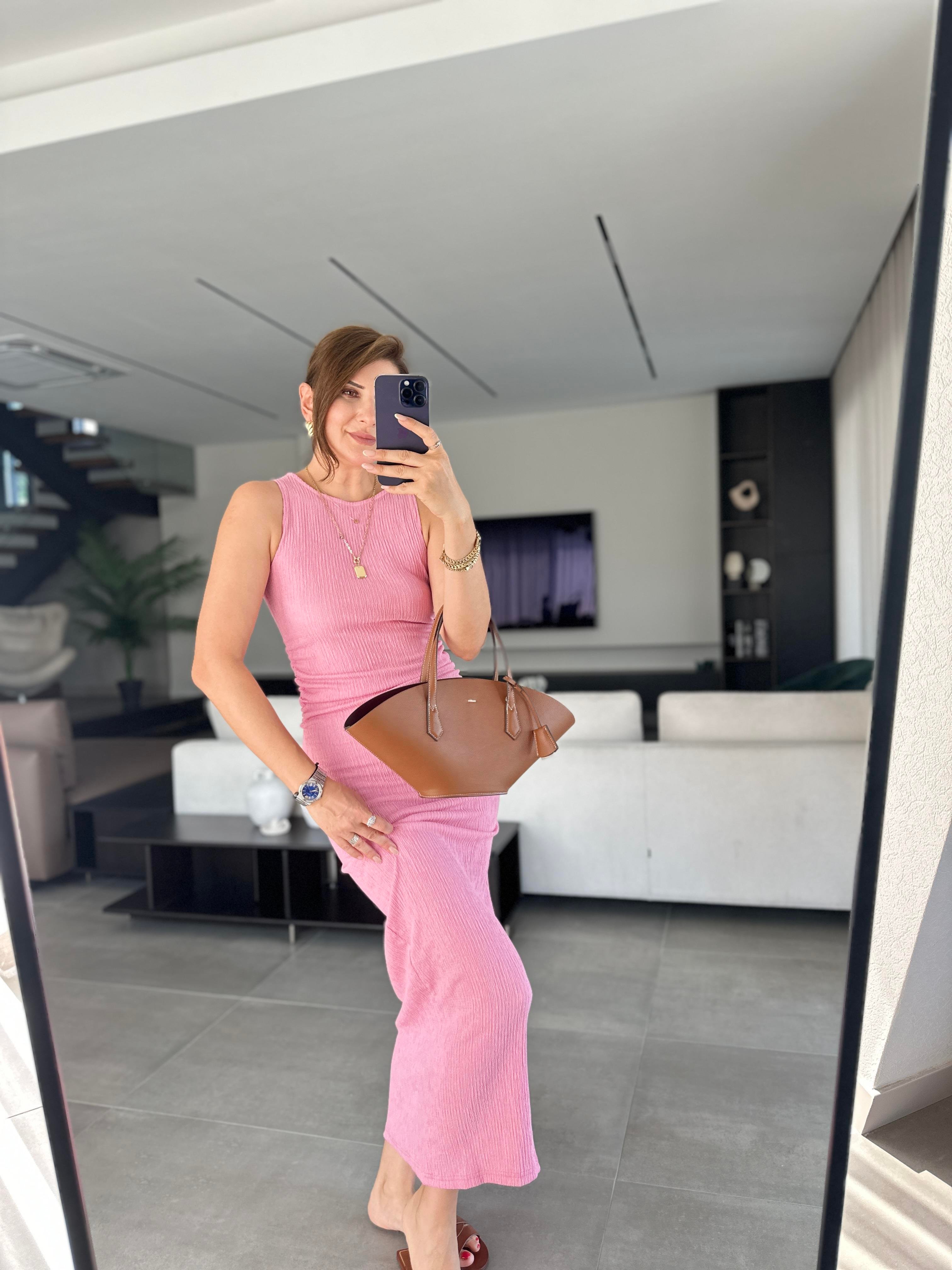 Pembe Yanı Lastik Büzgülü Elbise