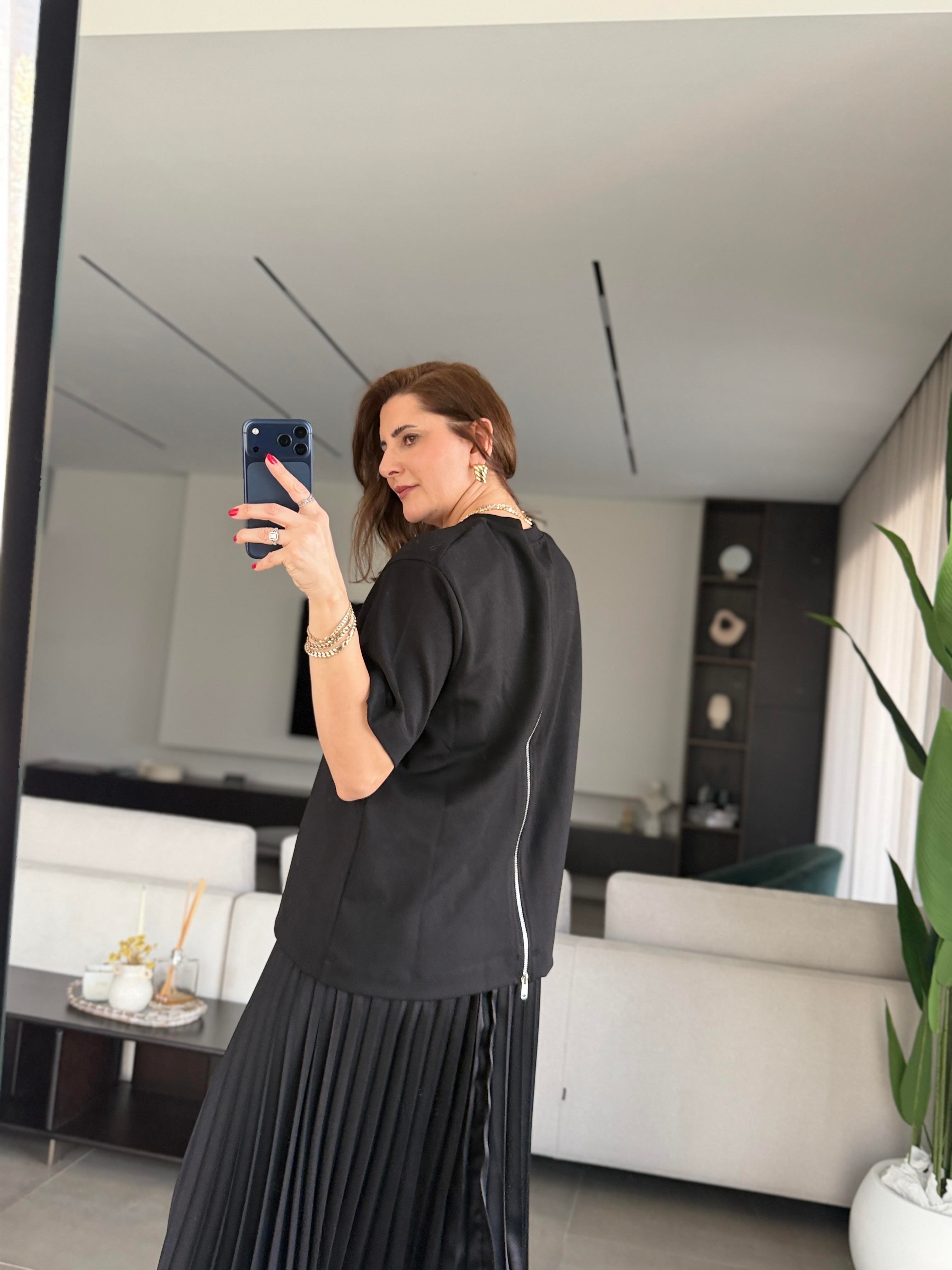 Piliseli T-shirt Detaylı Elbise