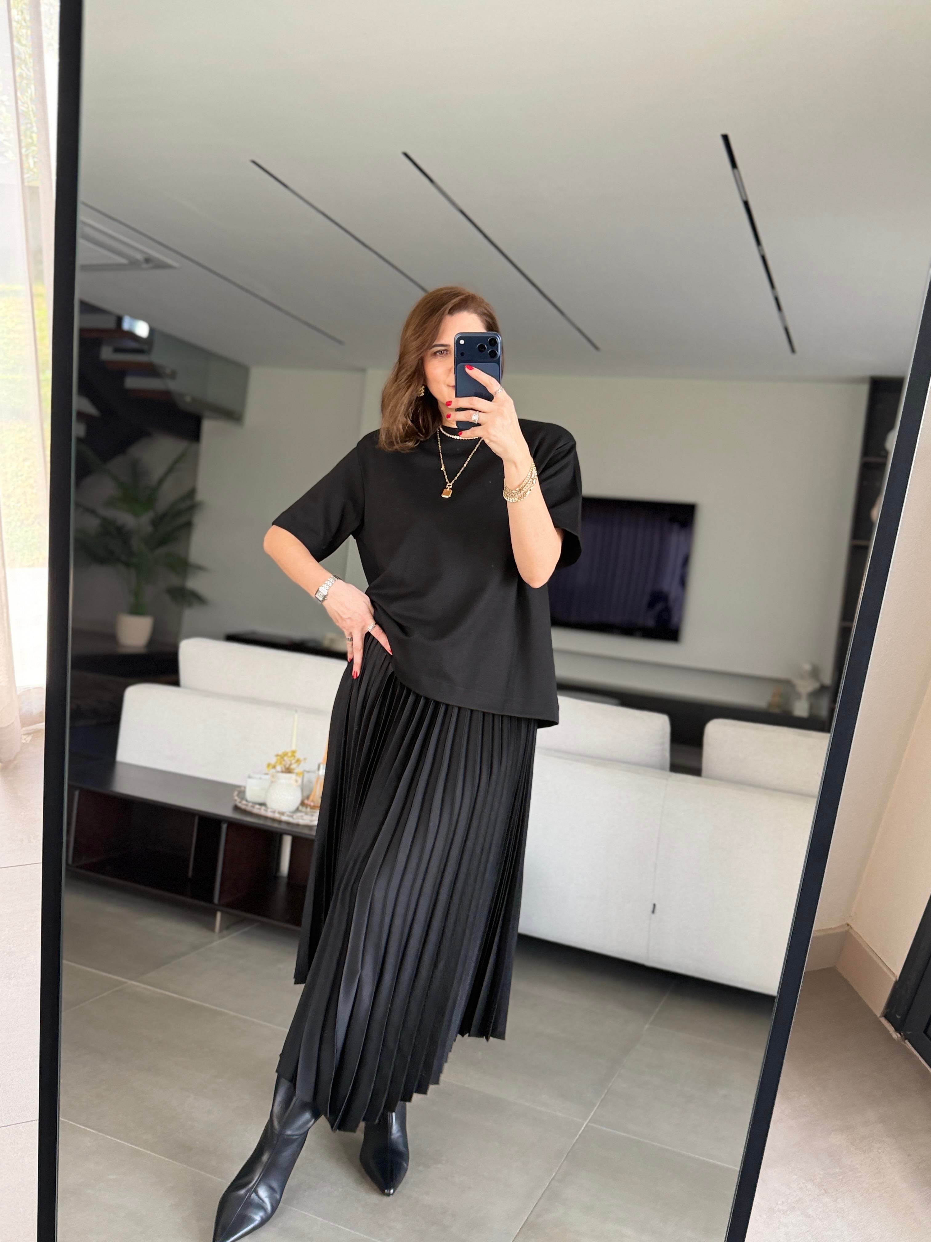 Piliseli T-shirt Detaylı Elbise