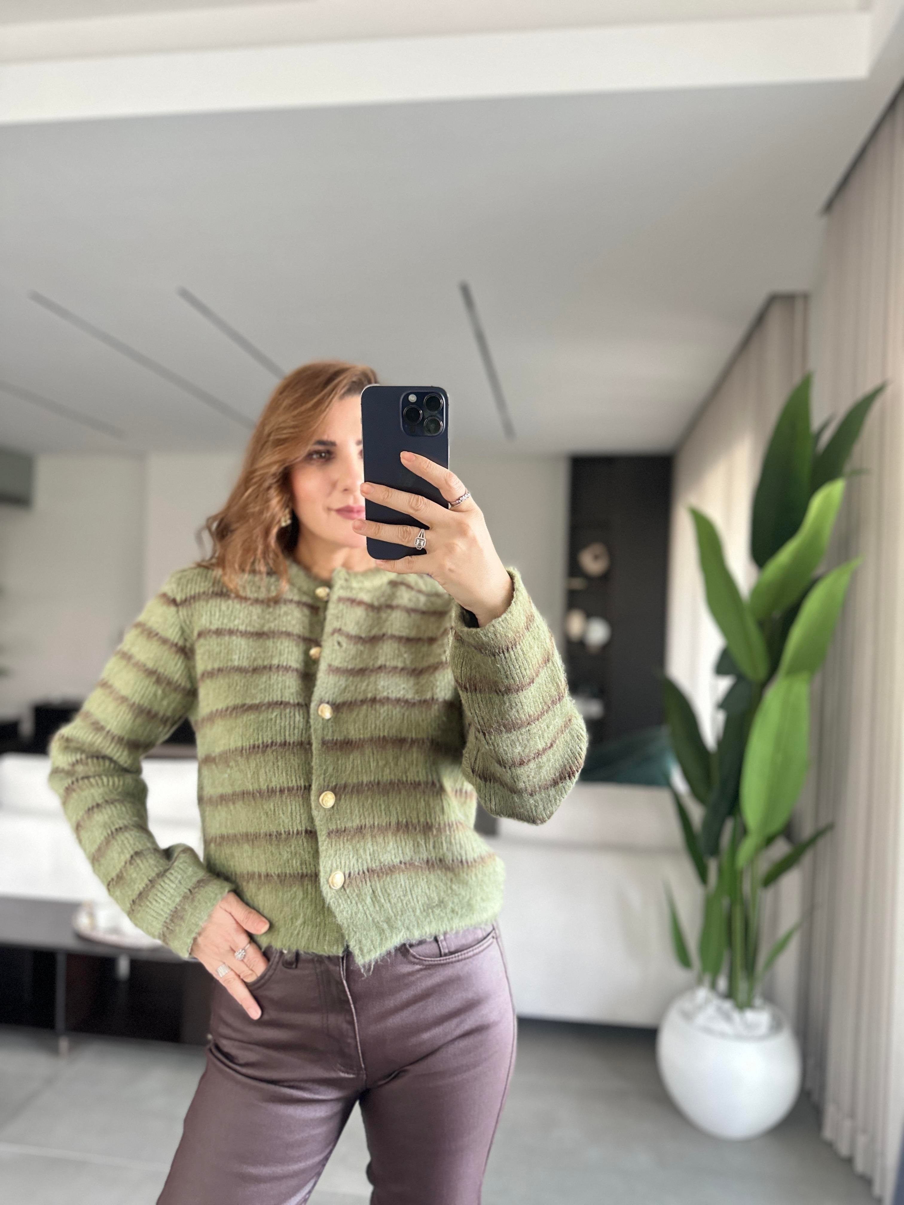 Şardonlu Çizgili Hırka