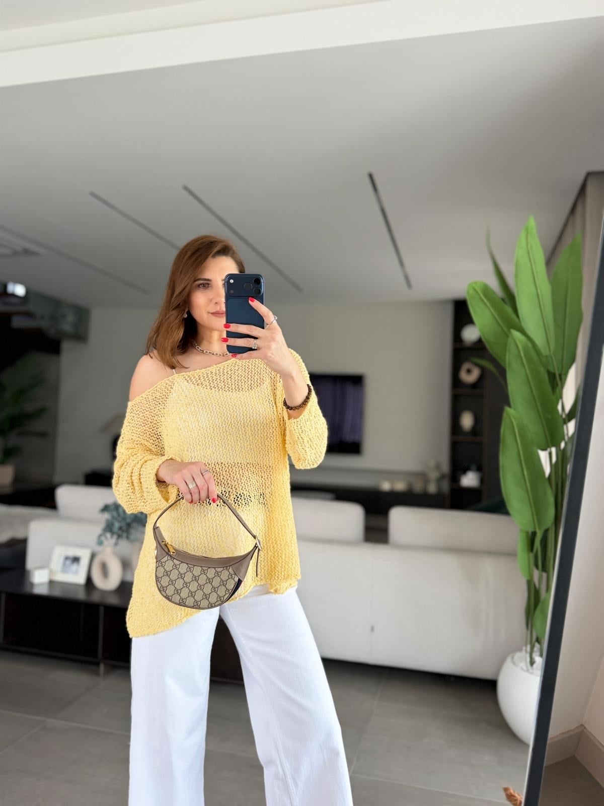 Sarı Ajurlu Parla Bluz