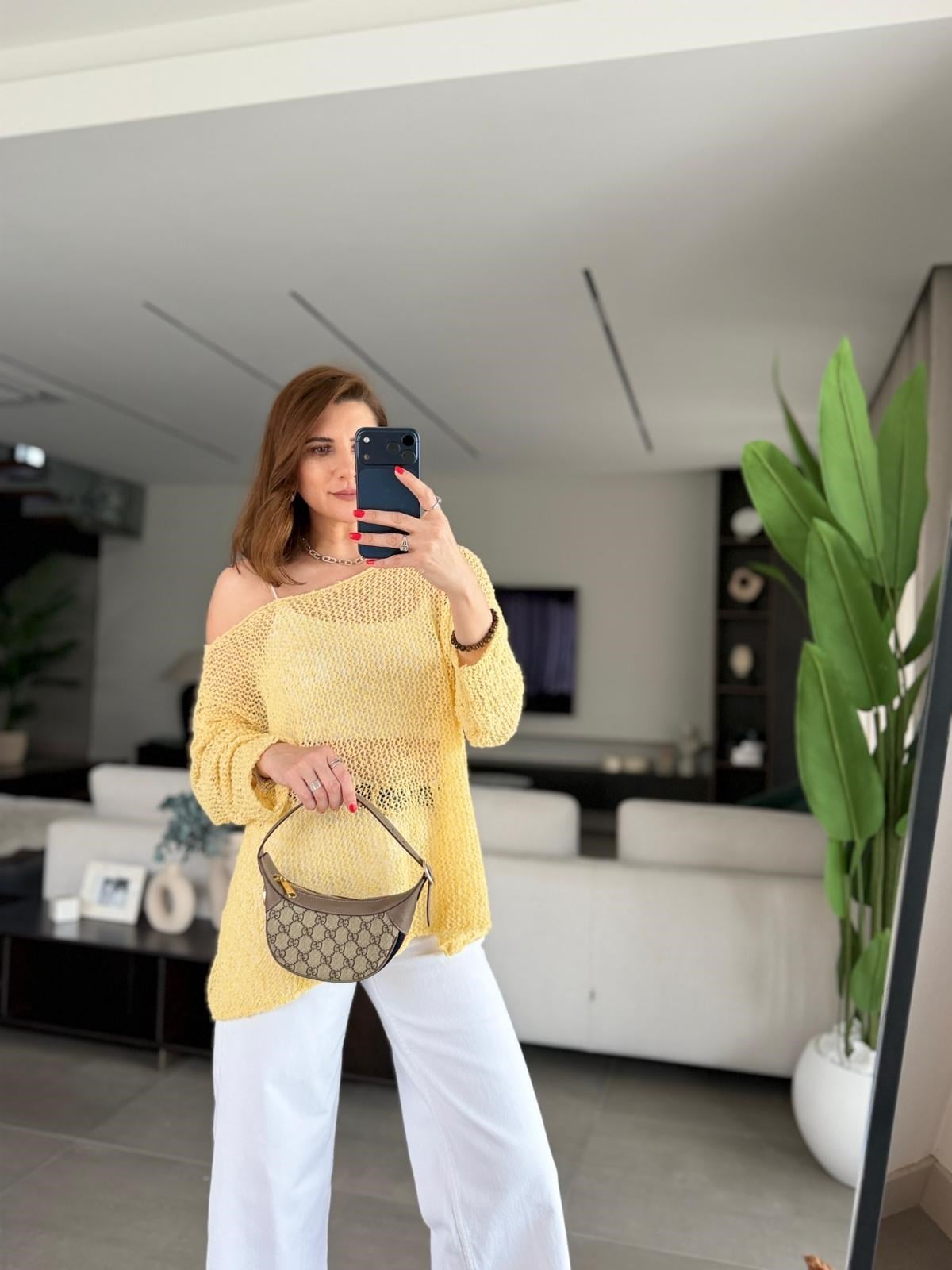 Sarı Ajurlu Parla Bluz