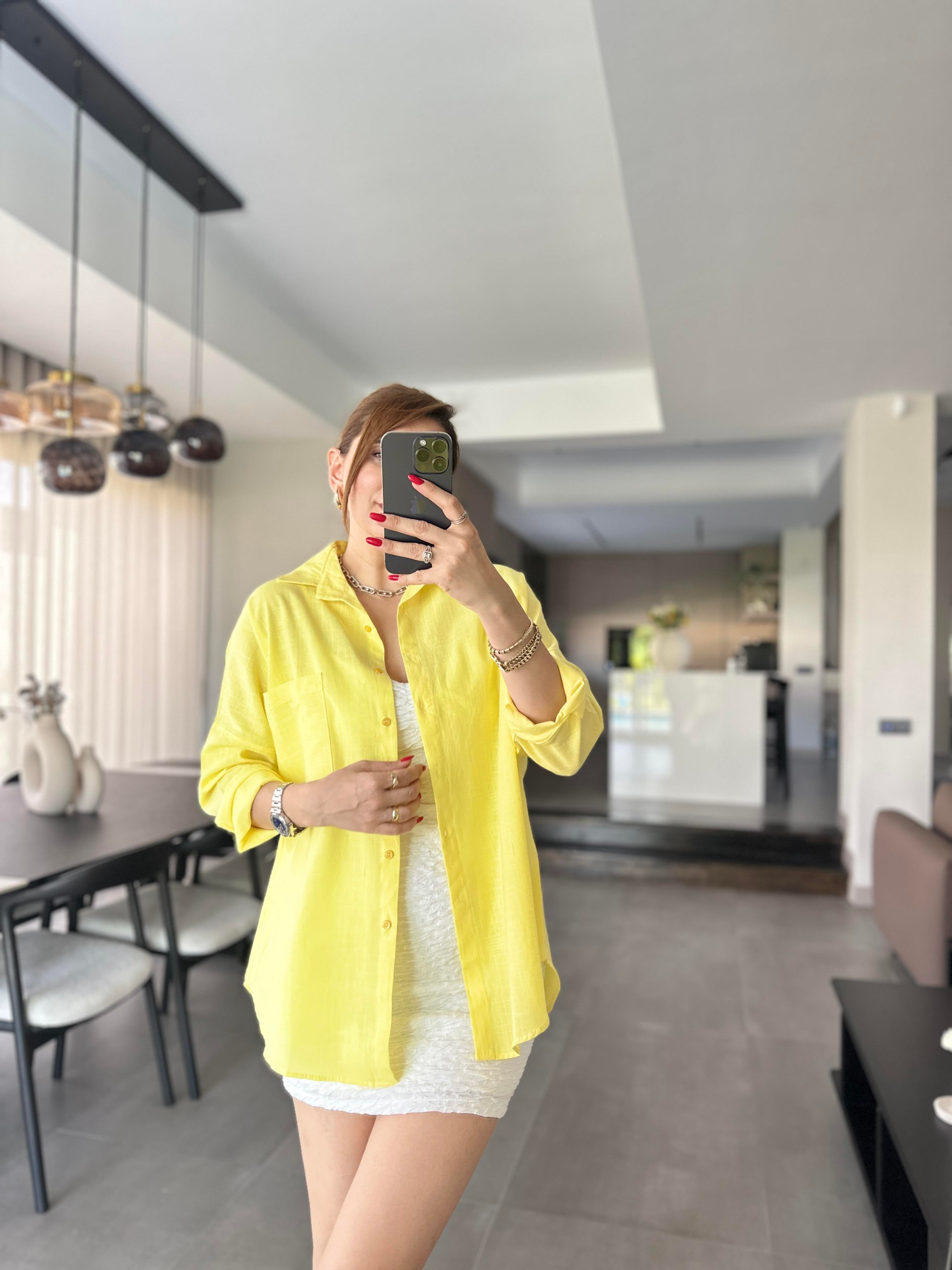 Sarı Cep Detaylı Oversize Gömlek