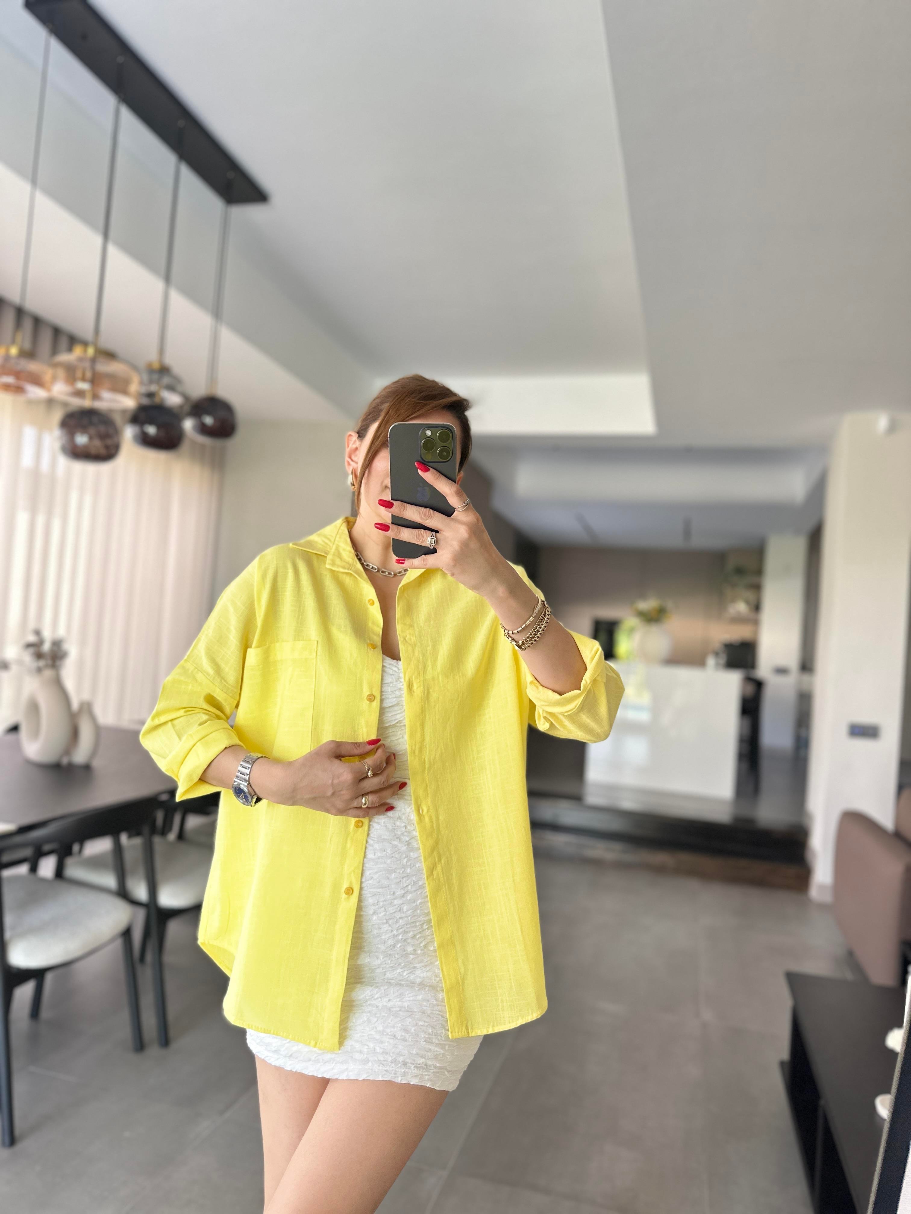 Sarı Cep Detaylı Oversize Gömlek