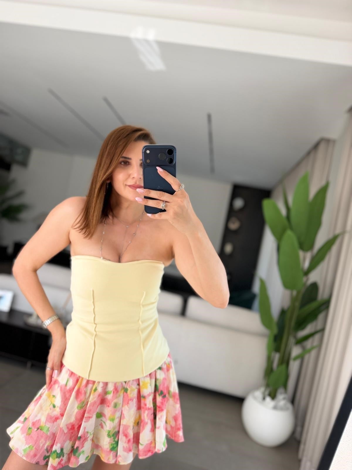 Sarı Önü Dikiş Detay Straplez Bluz