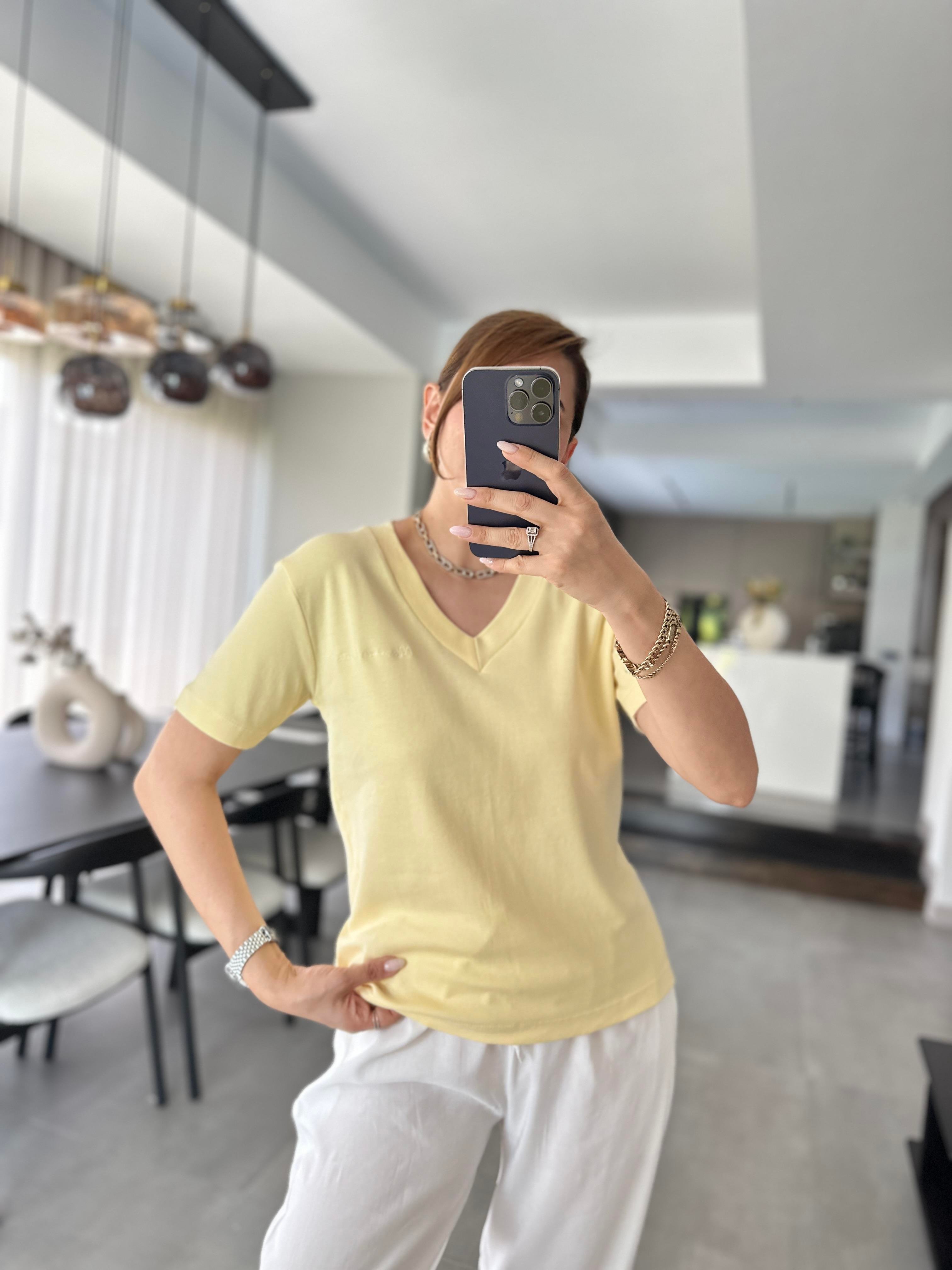 Sarı V Yaka Likya T-shirt