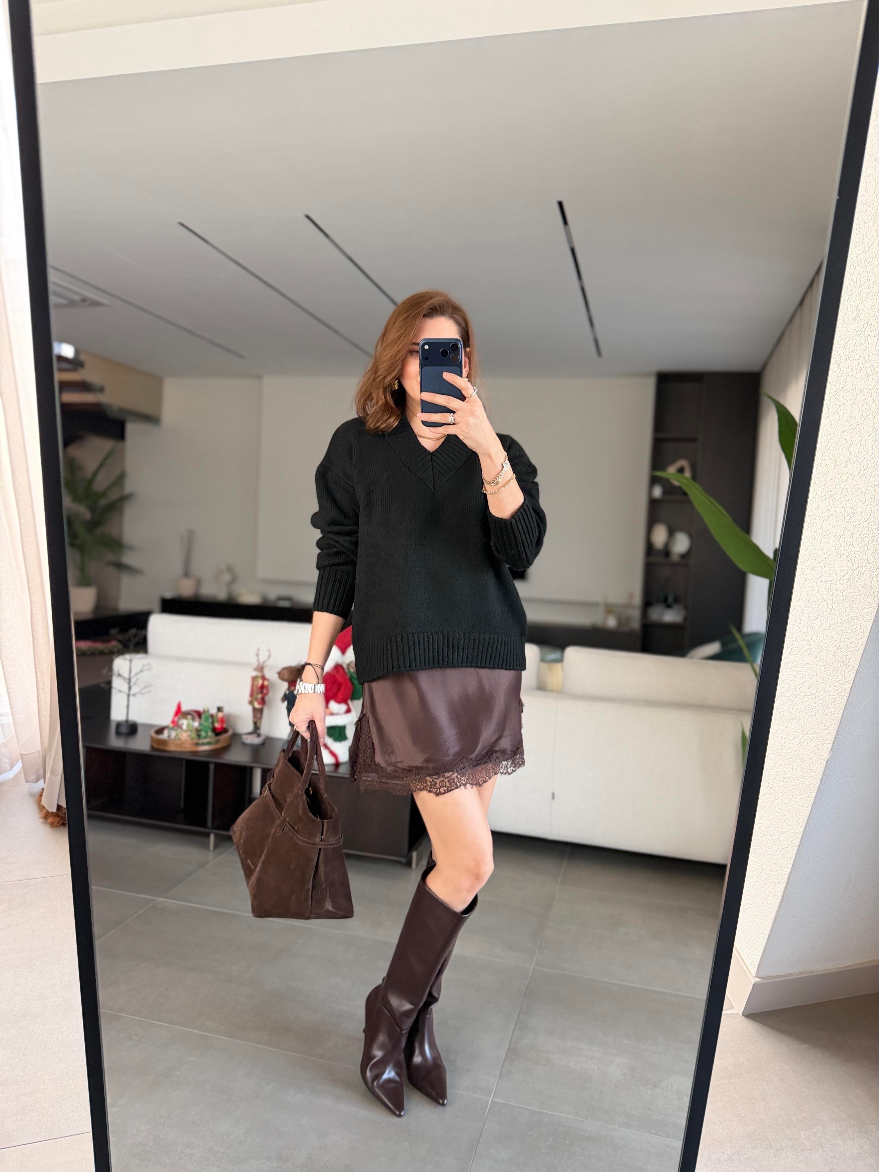 Saten Atlet Detaylı Triko Kazak