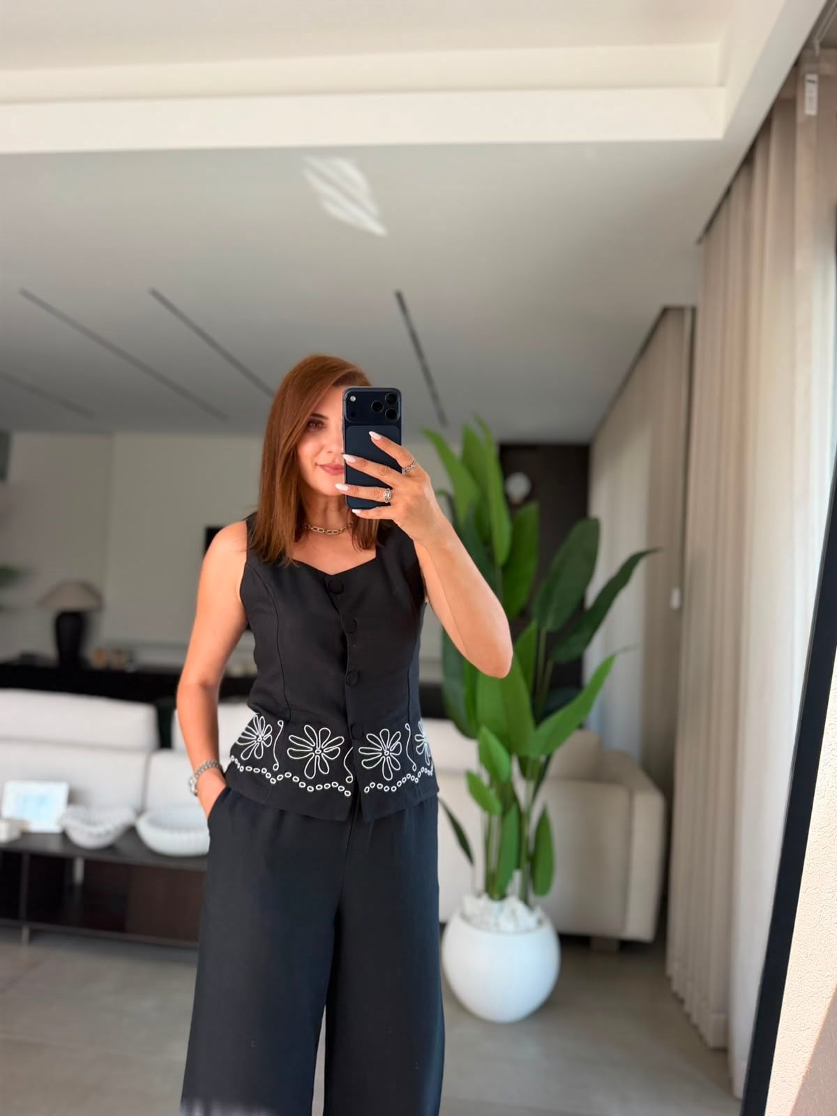 Siyah Alaçatı Nakışlı Takım