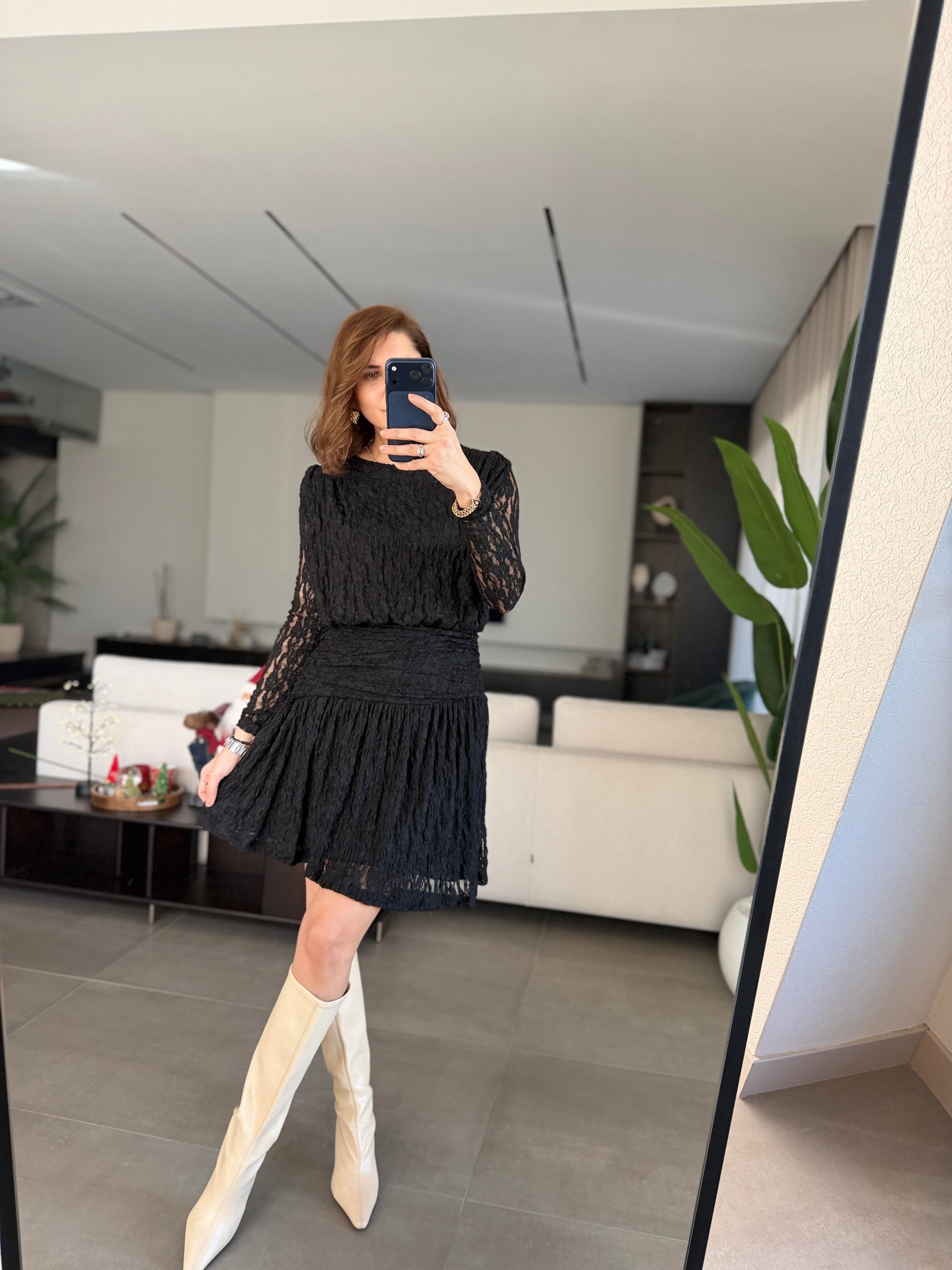 Siyah Astarlı Drapeli Dantel Elbise