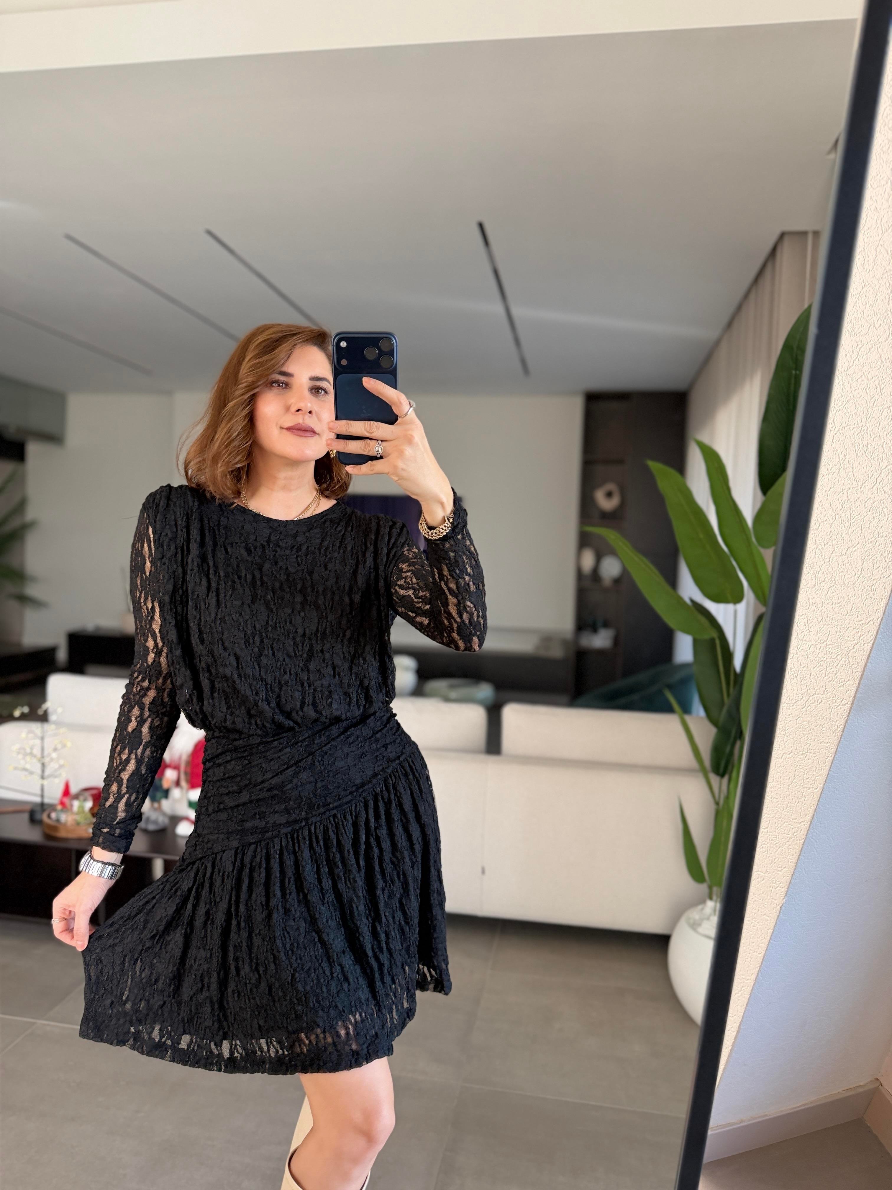 Siyah Astarlı Drapeli Dantel Elbise