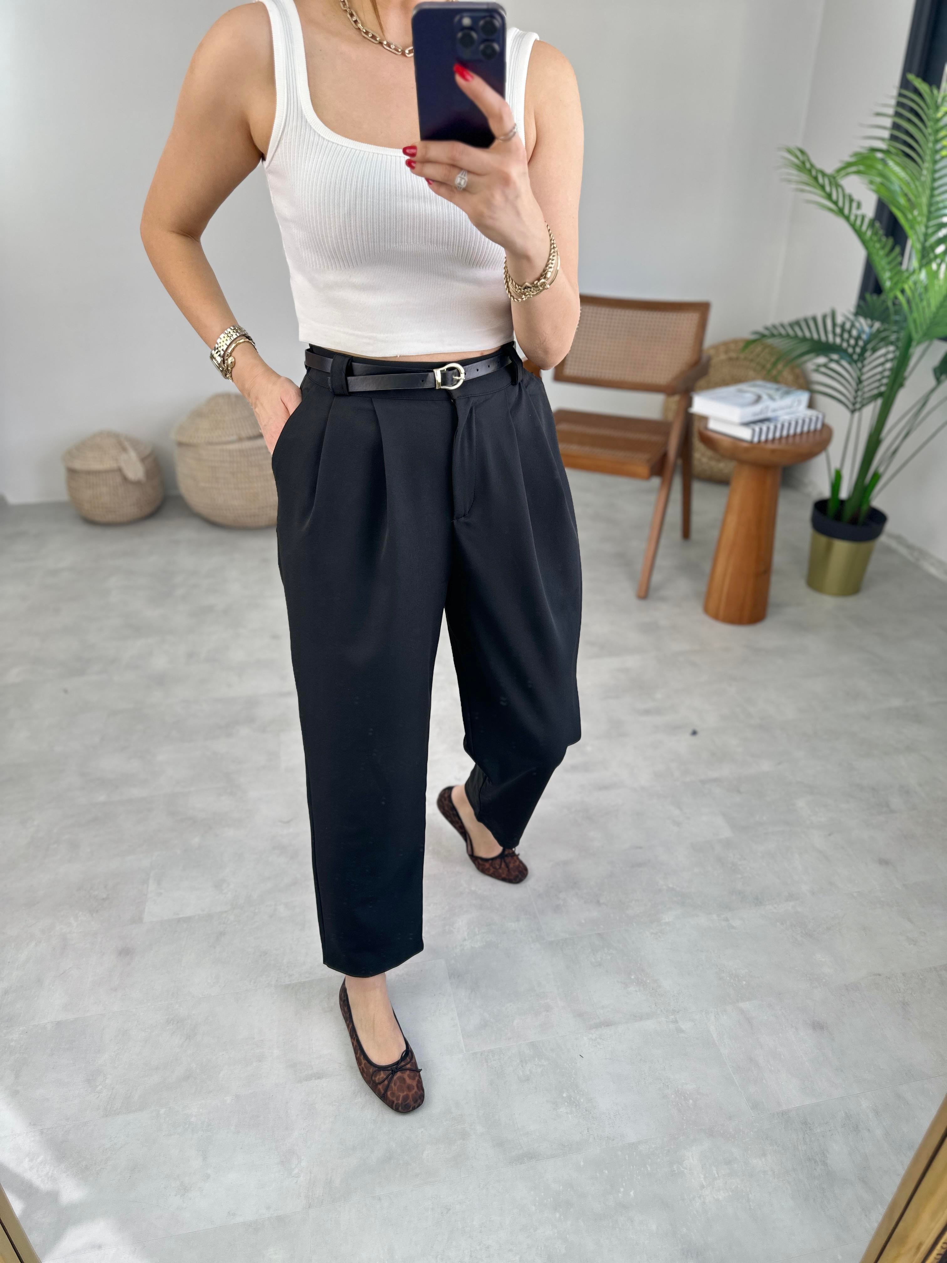 Siyah Beli Kemerli Pantolon