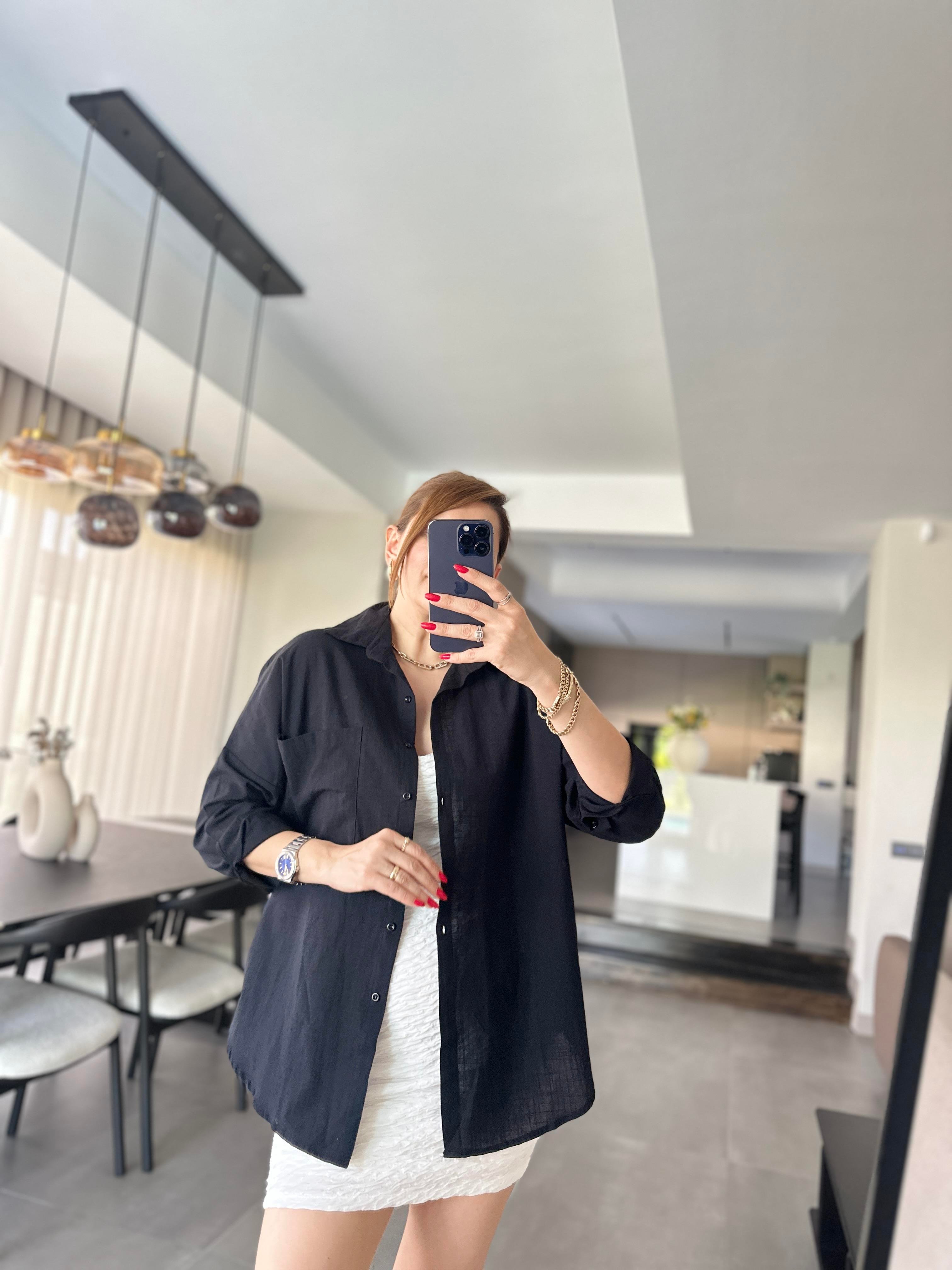 Siyah Cep Detaylı Oversize Gömlek