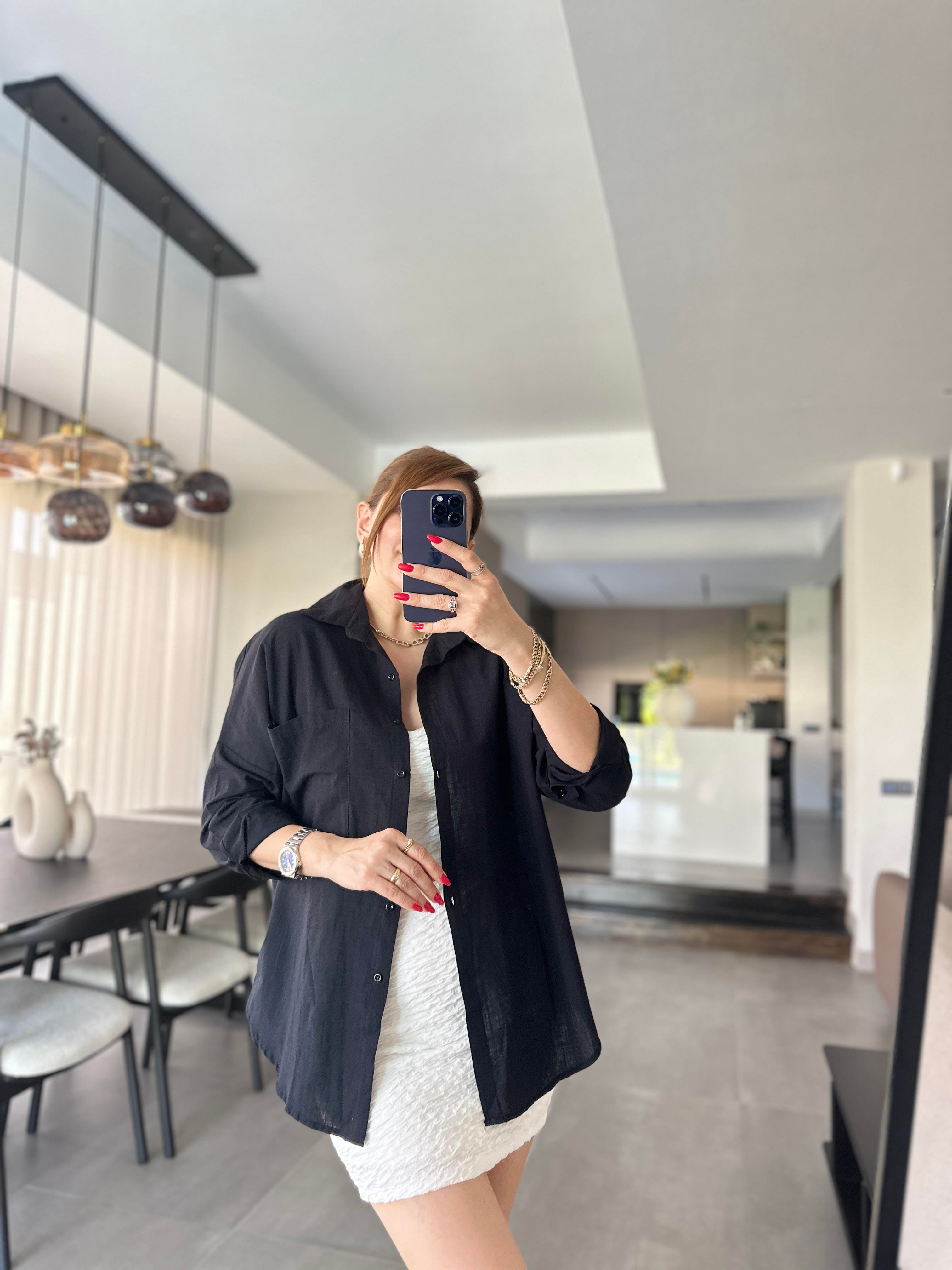 Siyah Cep Detaylı Oversize Gömlek