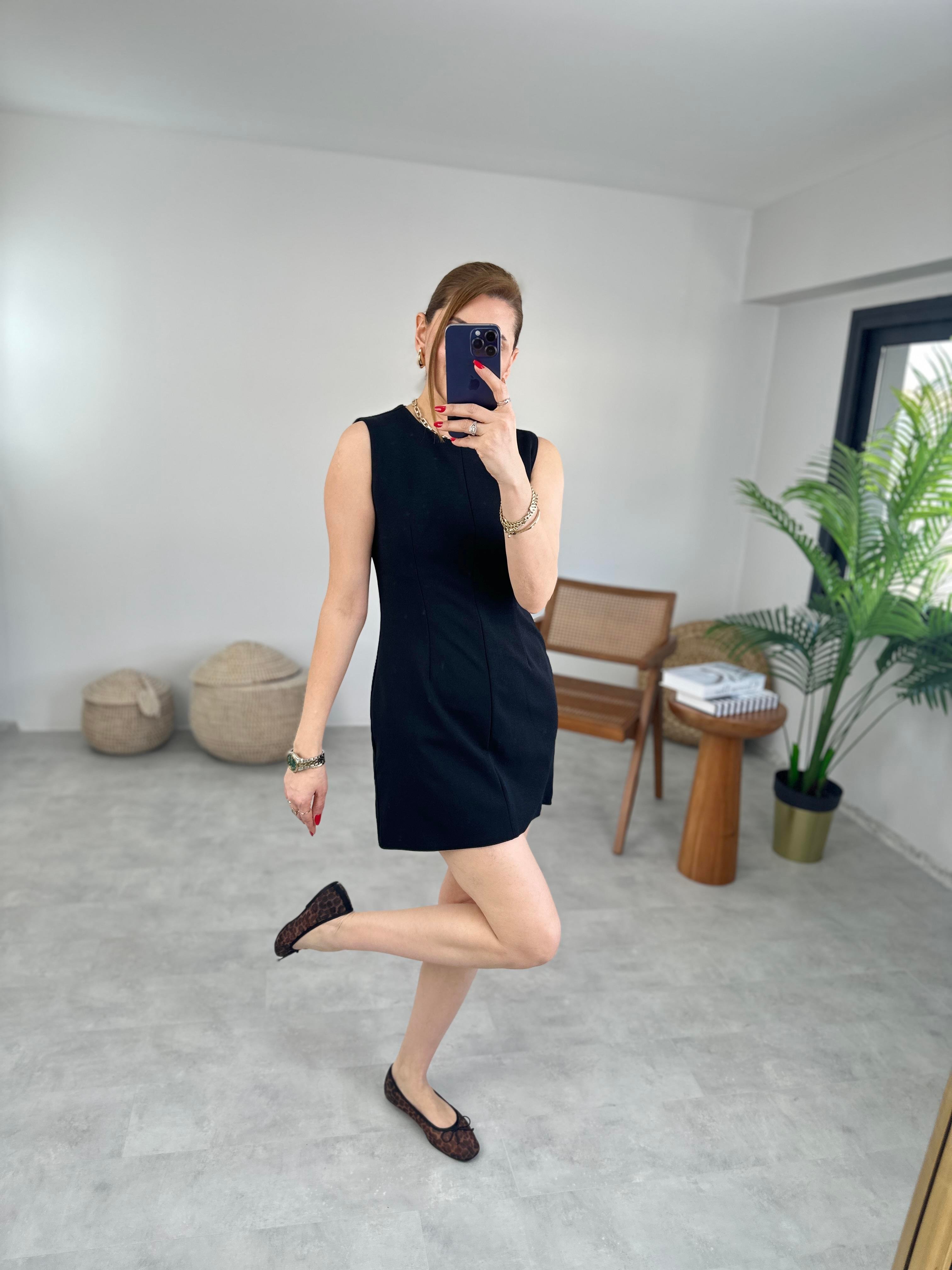 Siyah Crep Kolsuz Japone Elbise