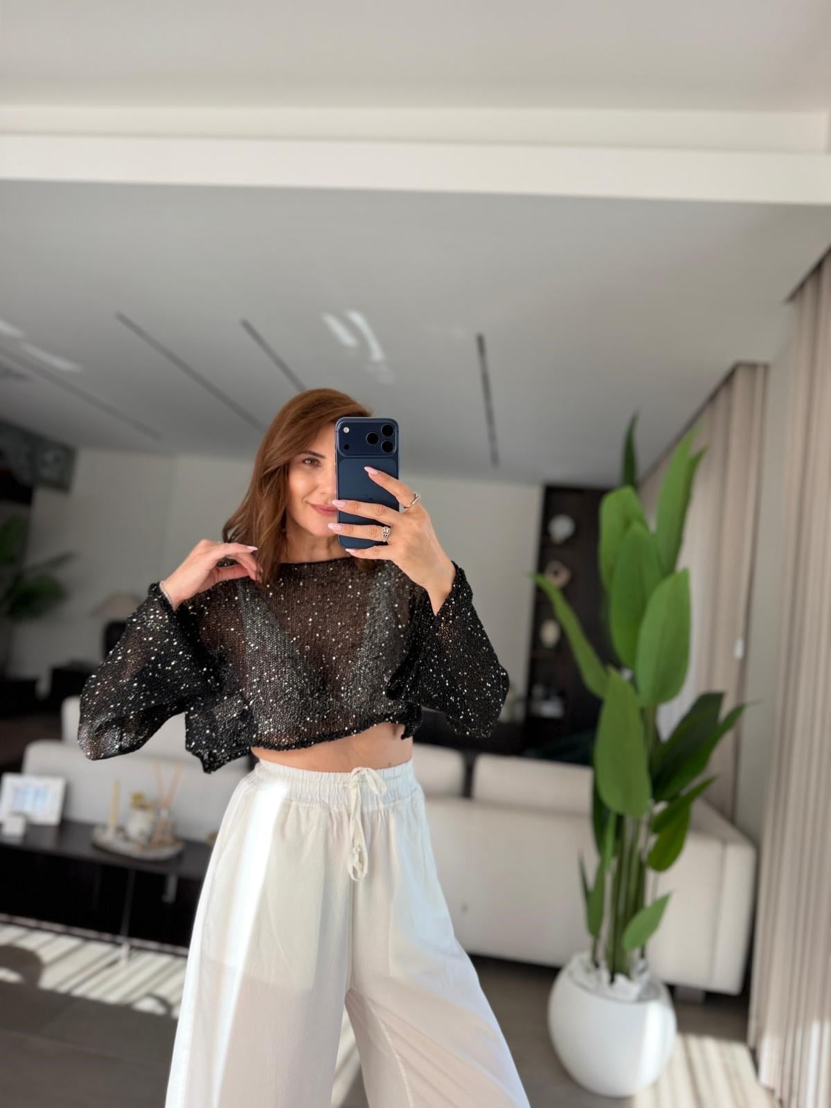 Siyah Crop Pullu Bluz