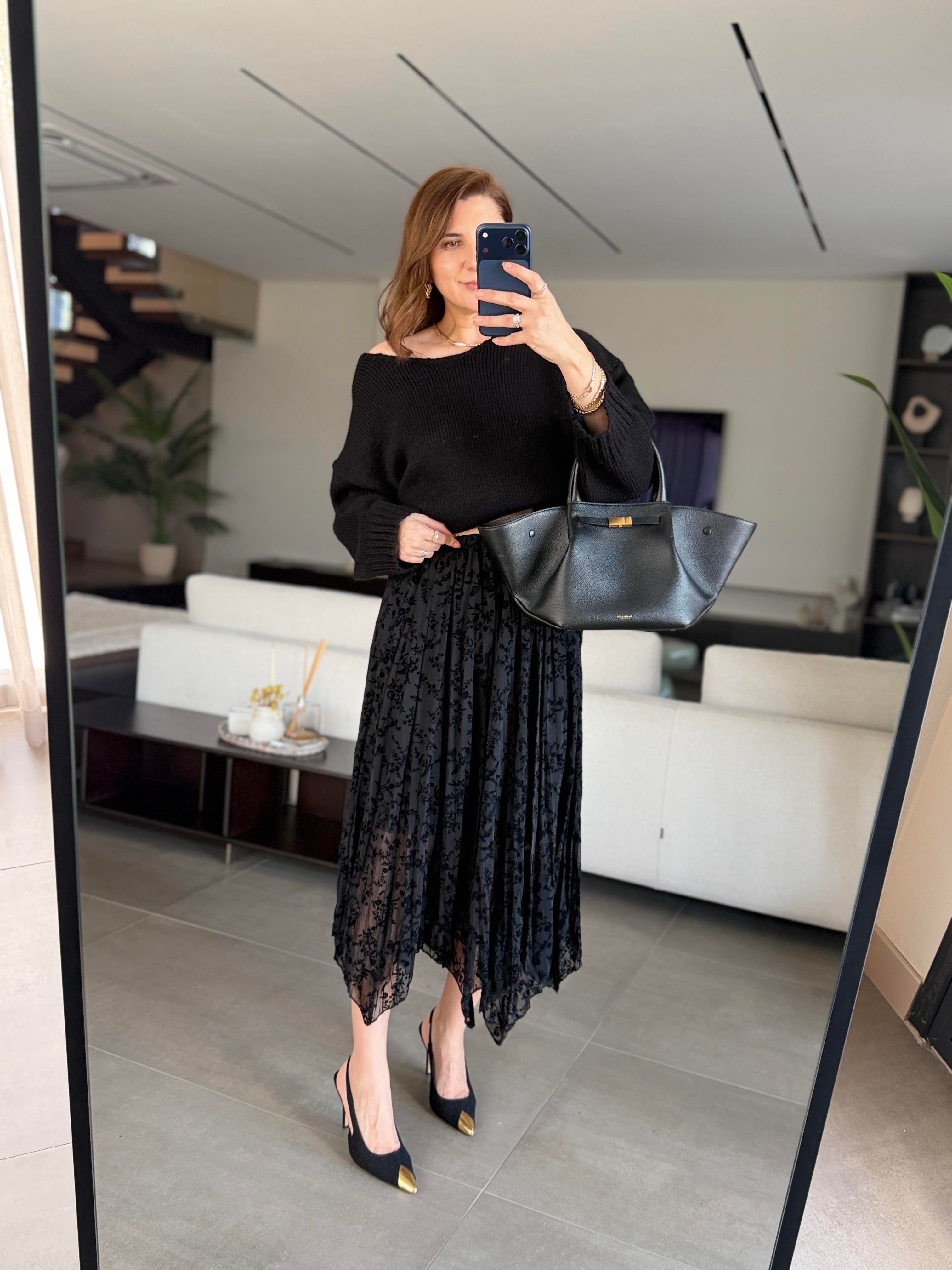 Siyah Flog Baskı Asimetrik Etek