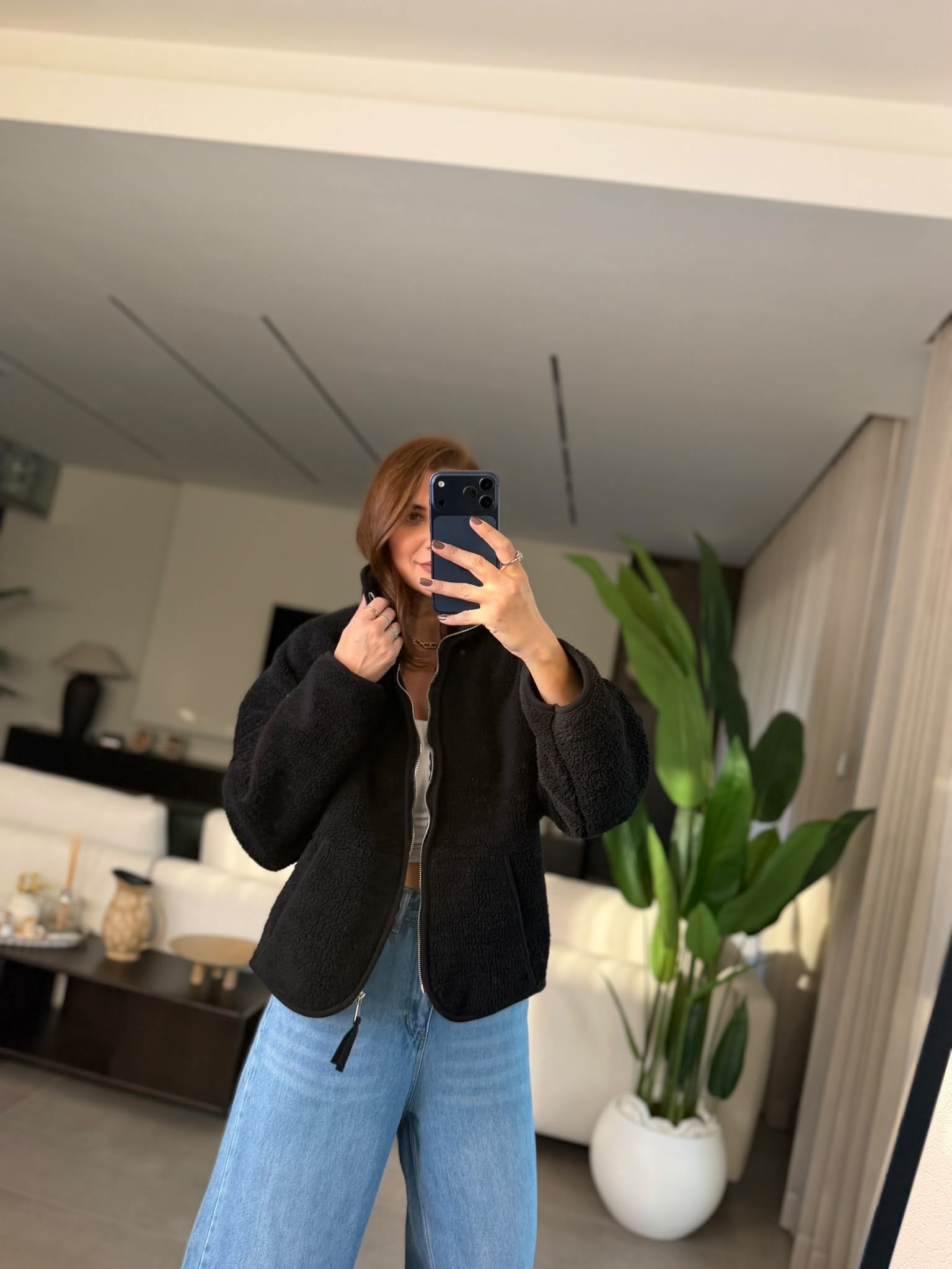 Siyah Kanguru Cep Peluş Ceket