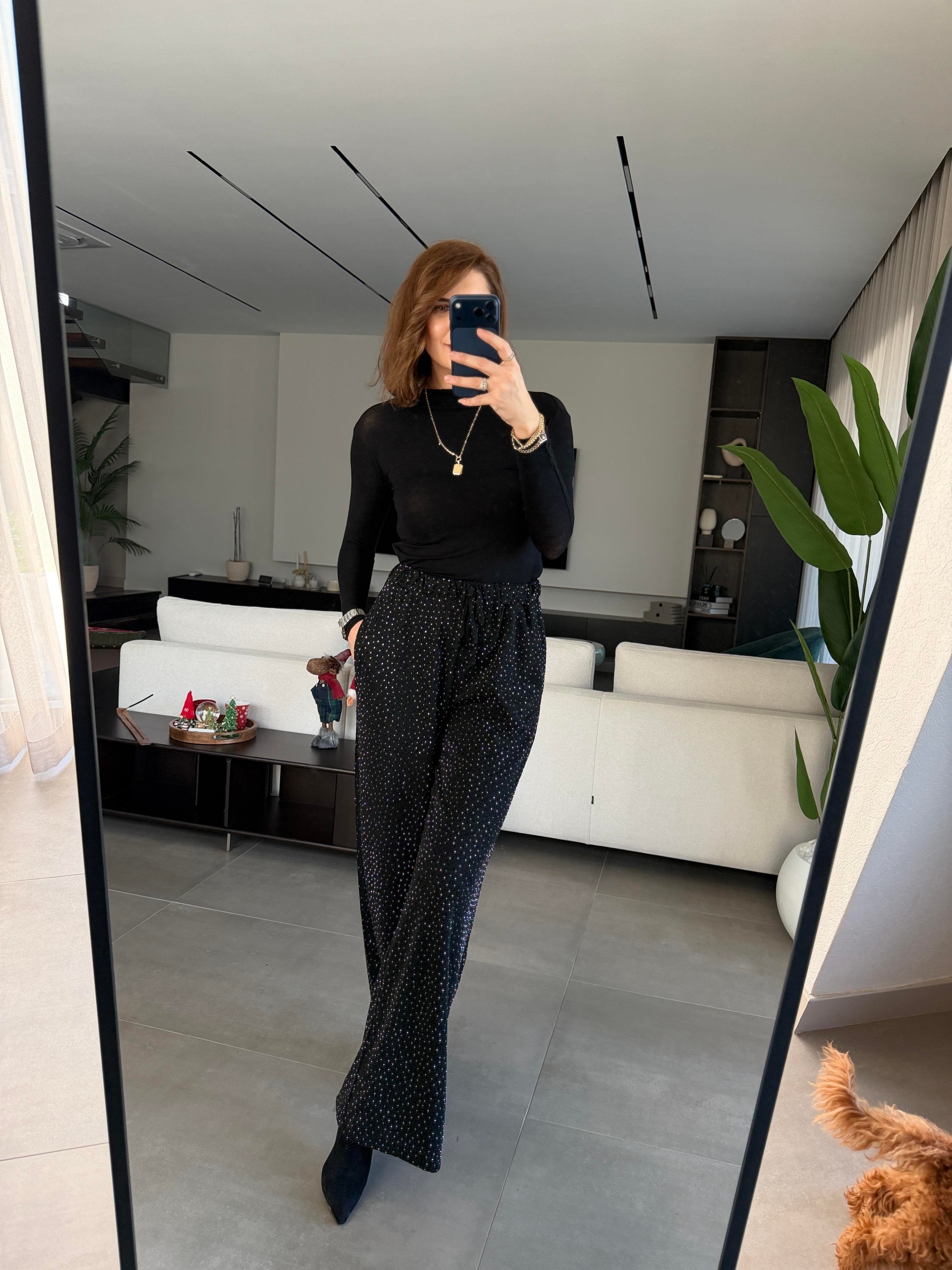 Siyah Kıvırmalı Modal Bluz