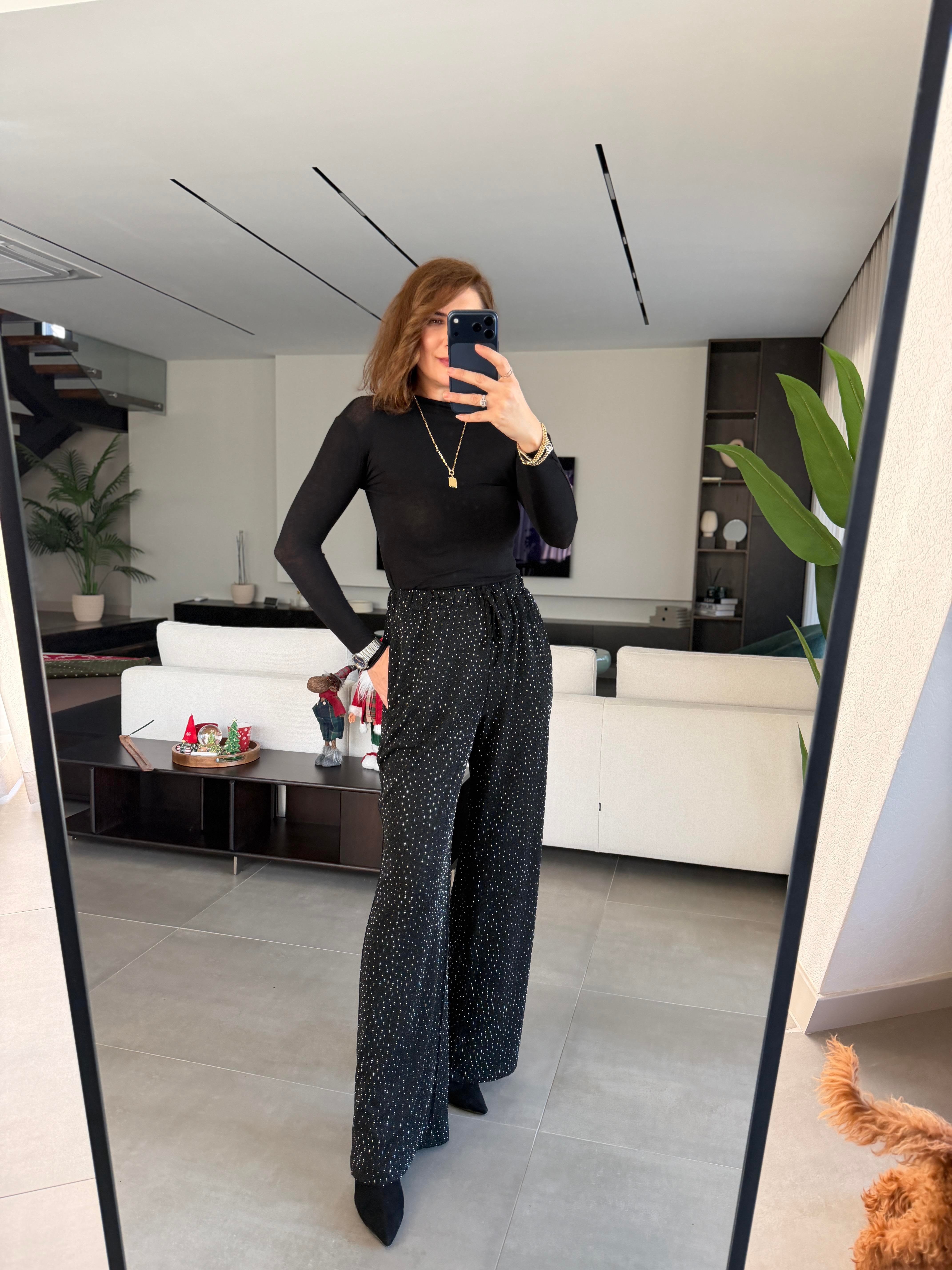 Siyah Kıvırmalı Modal Bluz