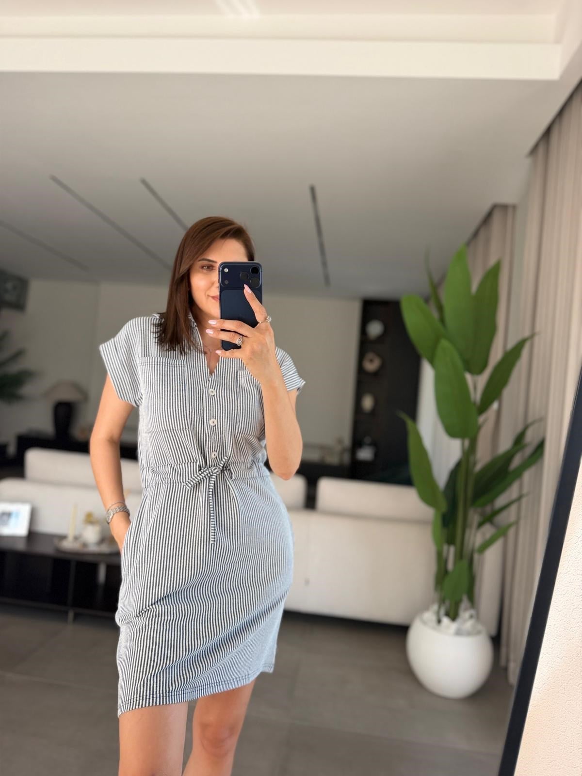 Siyah Polo Yaka Çizgili Elbise