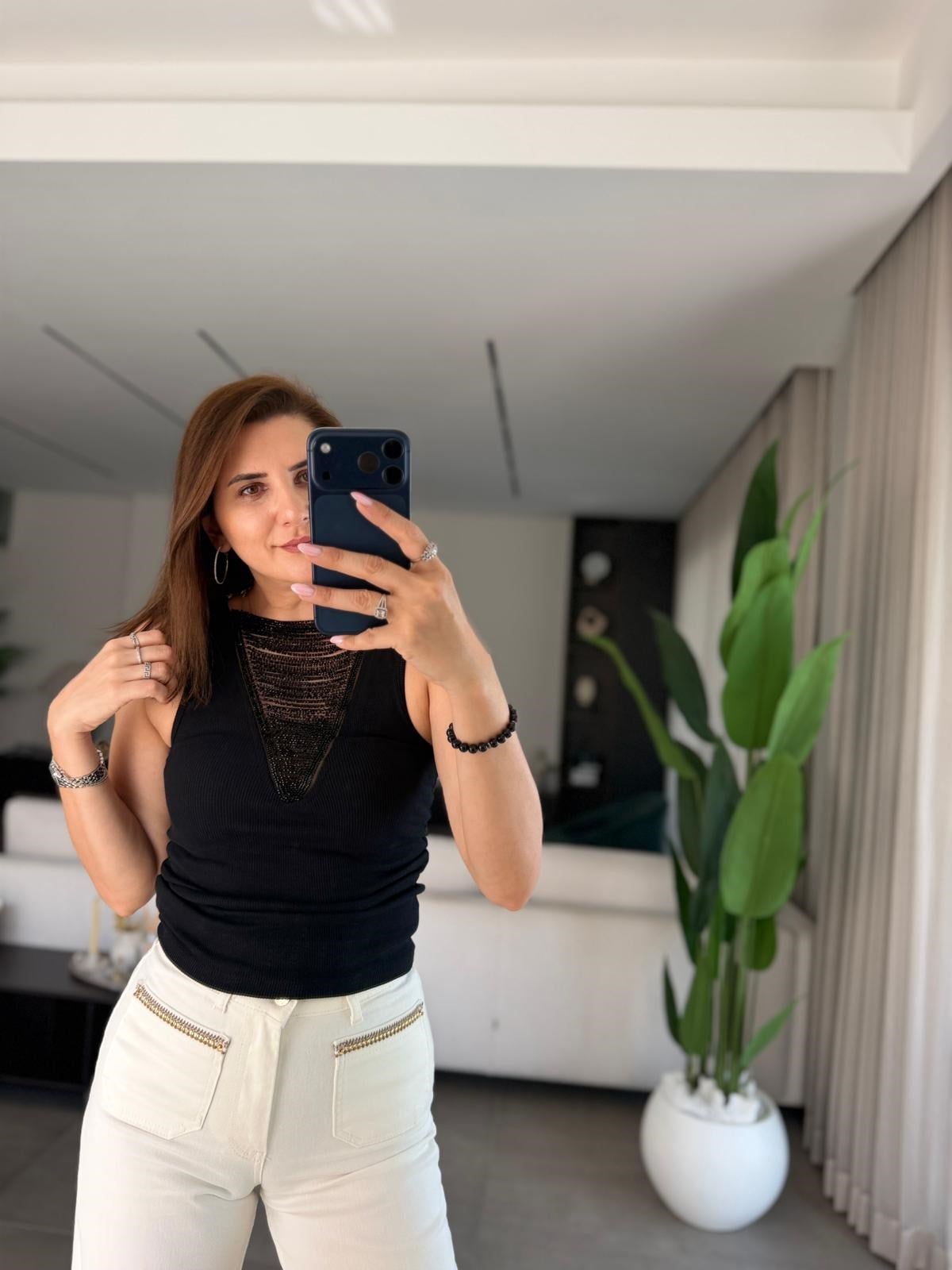Siyah Yaka Boncuk Pırıltı Atlet