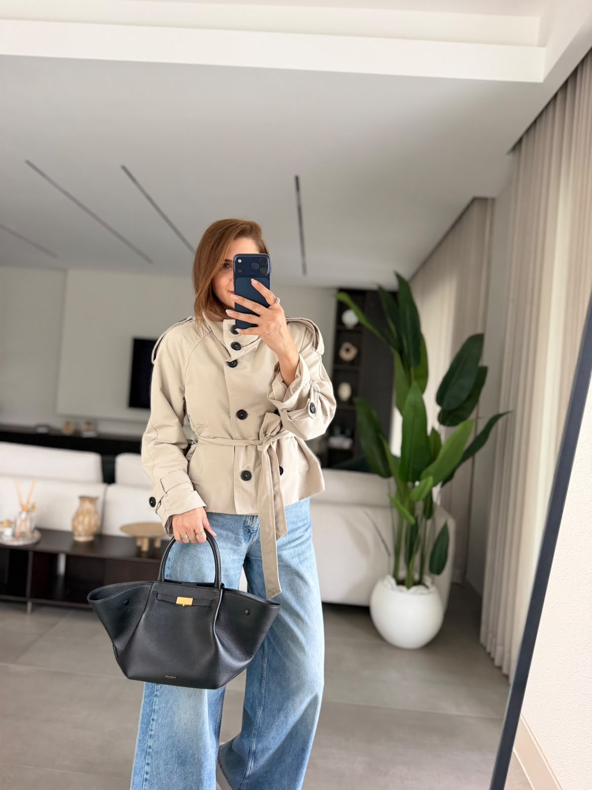 Taş Arka Allerli Kısa Trenç