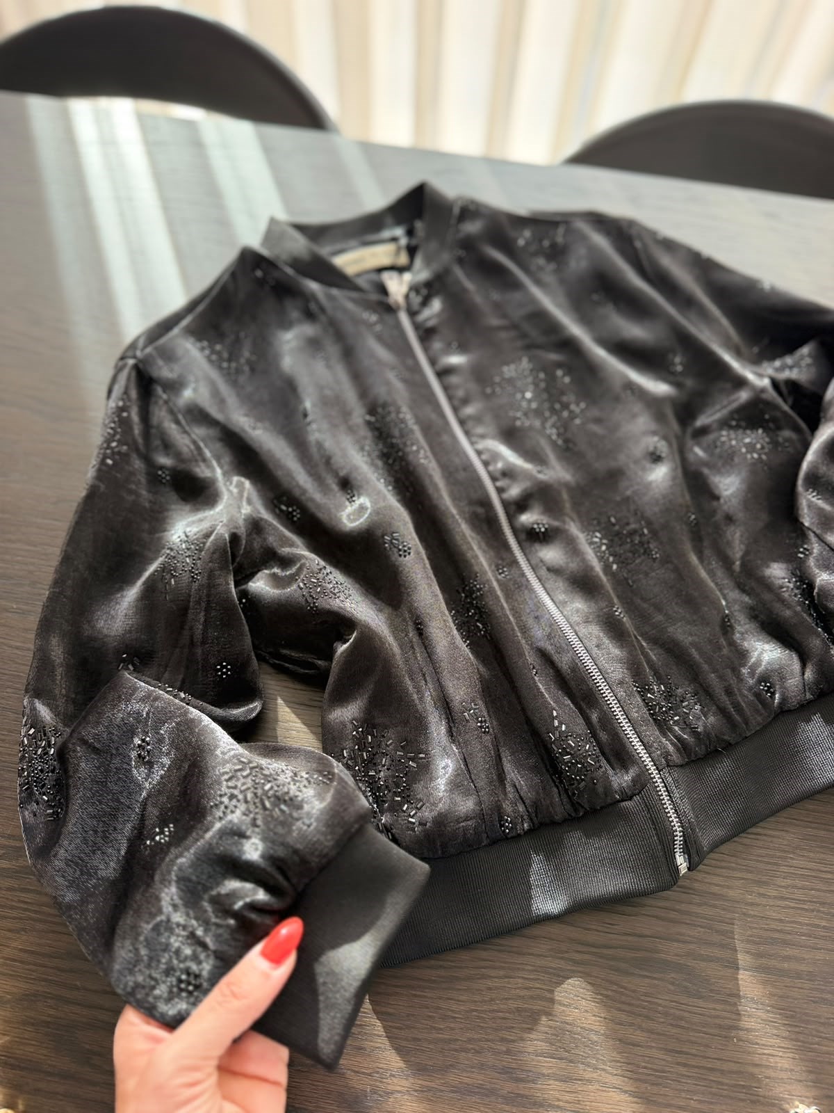 Taş Detaylı Bomber Ceket