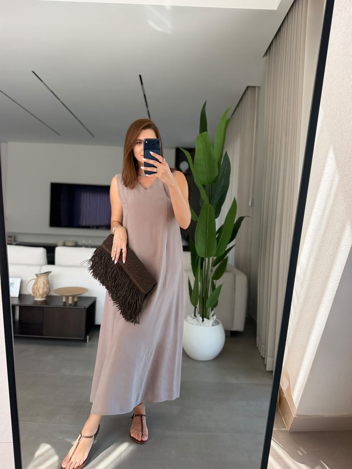 Taş  Ön Ve Arka V Yaka Tencel Elbise