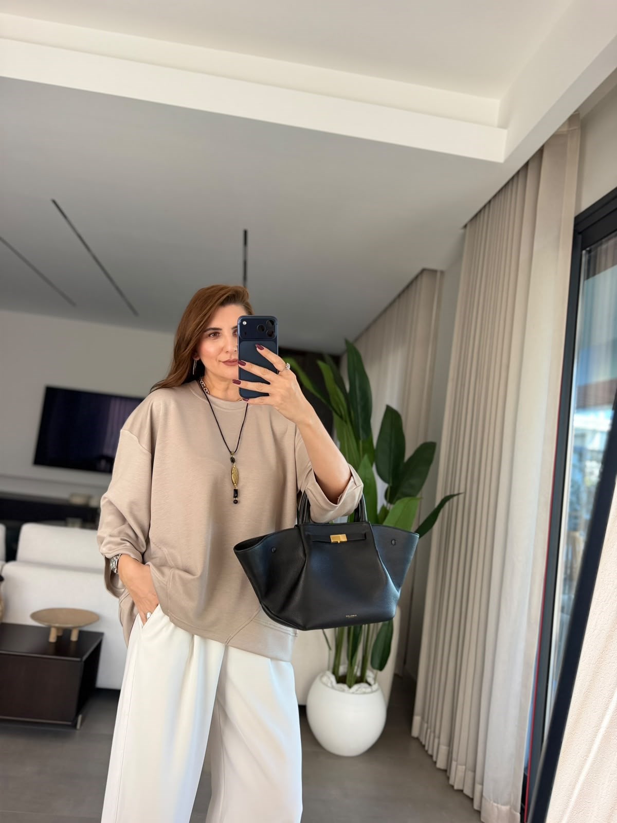 Taş  Oys Büyük Beden Kolyeli Bluz