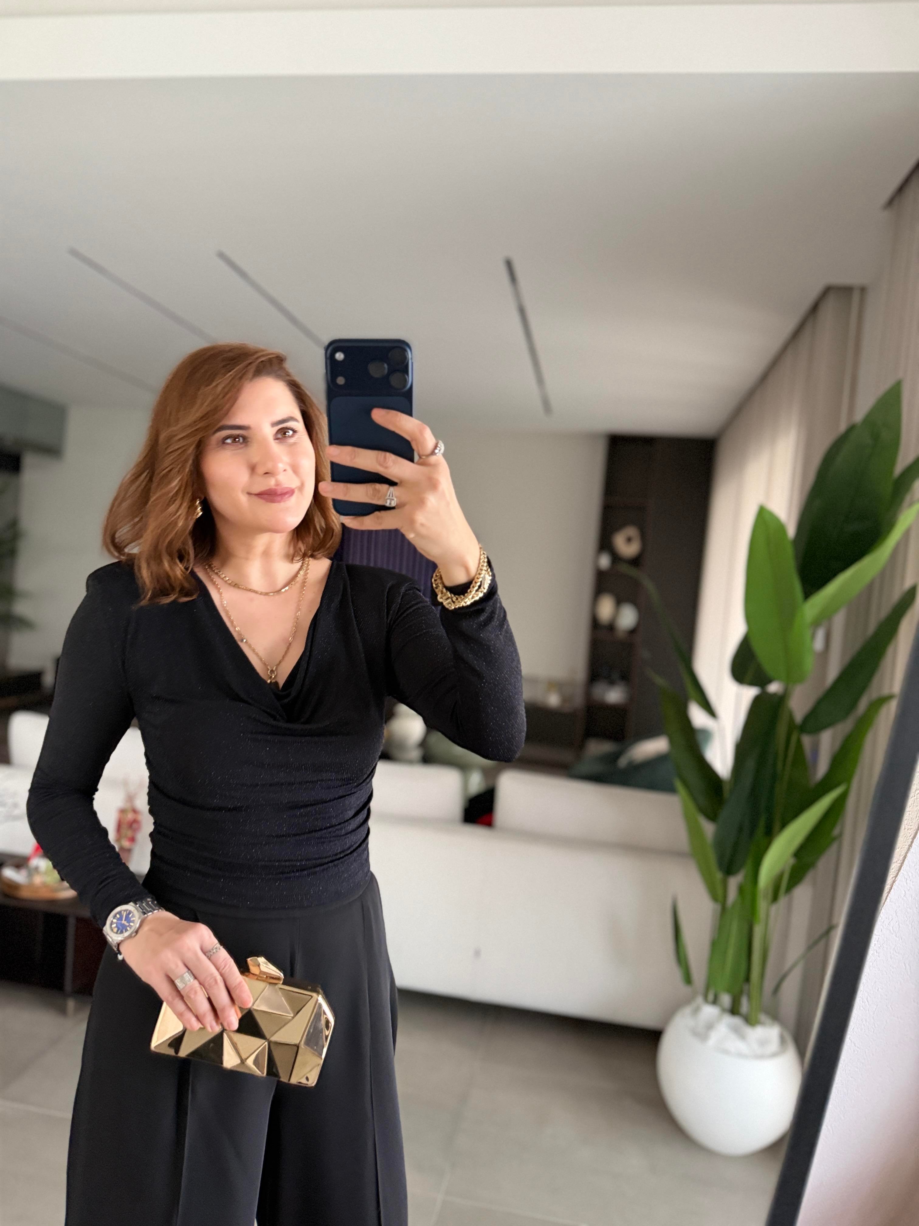 Vatkalı Degaje Yaka Bluz