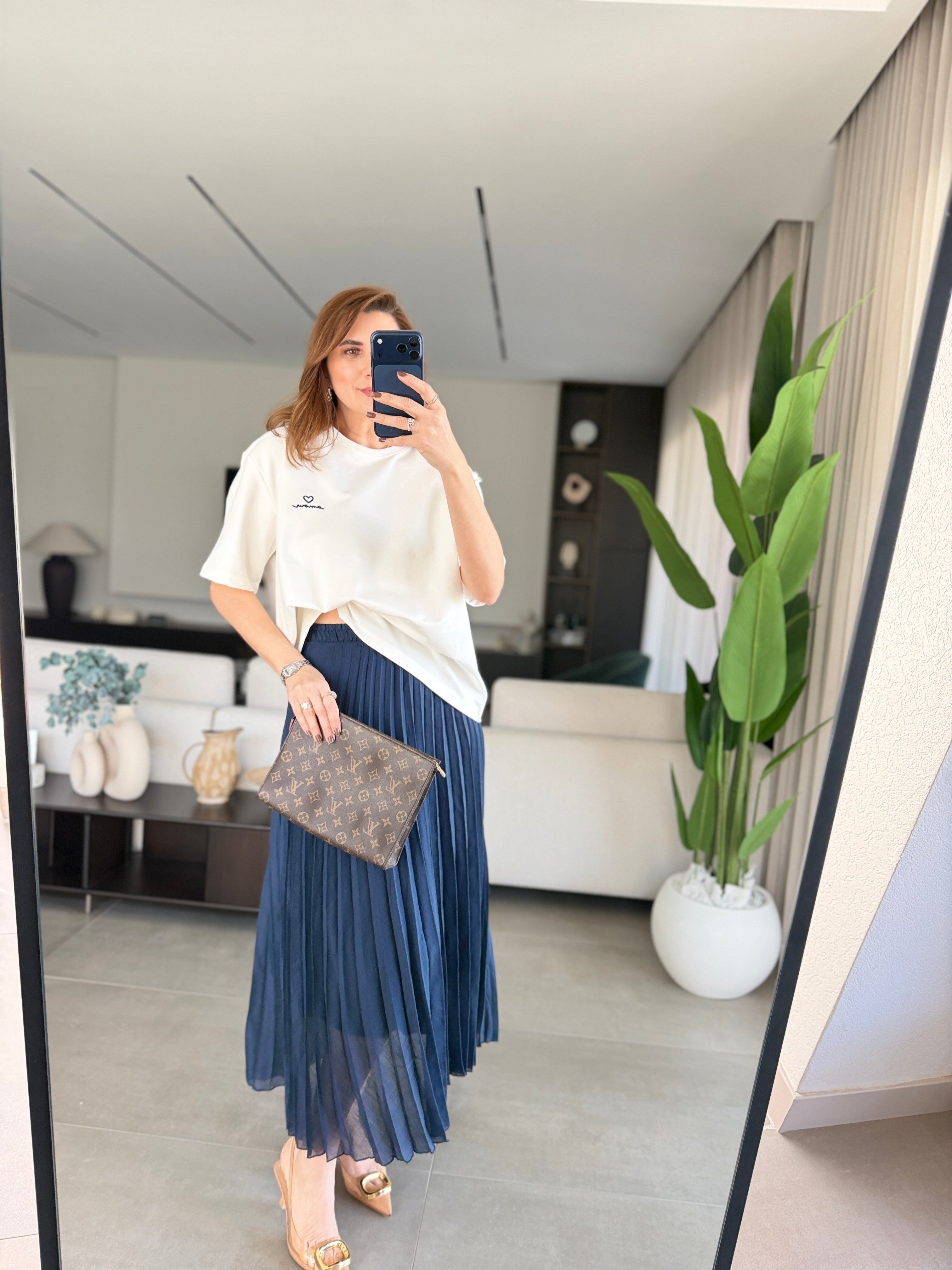 Vatkalı T-shirt Piliseli Etek Takım