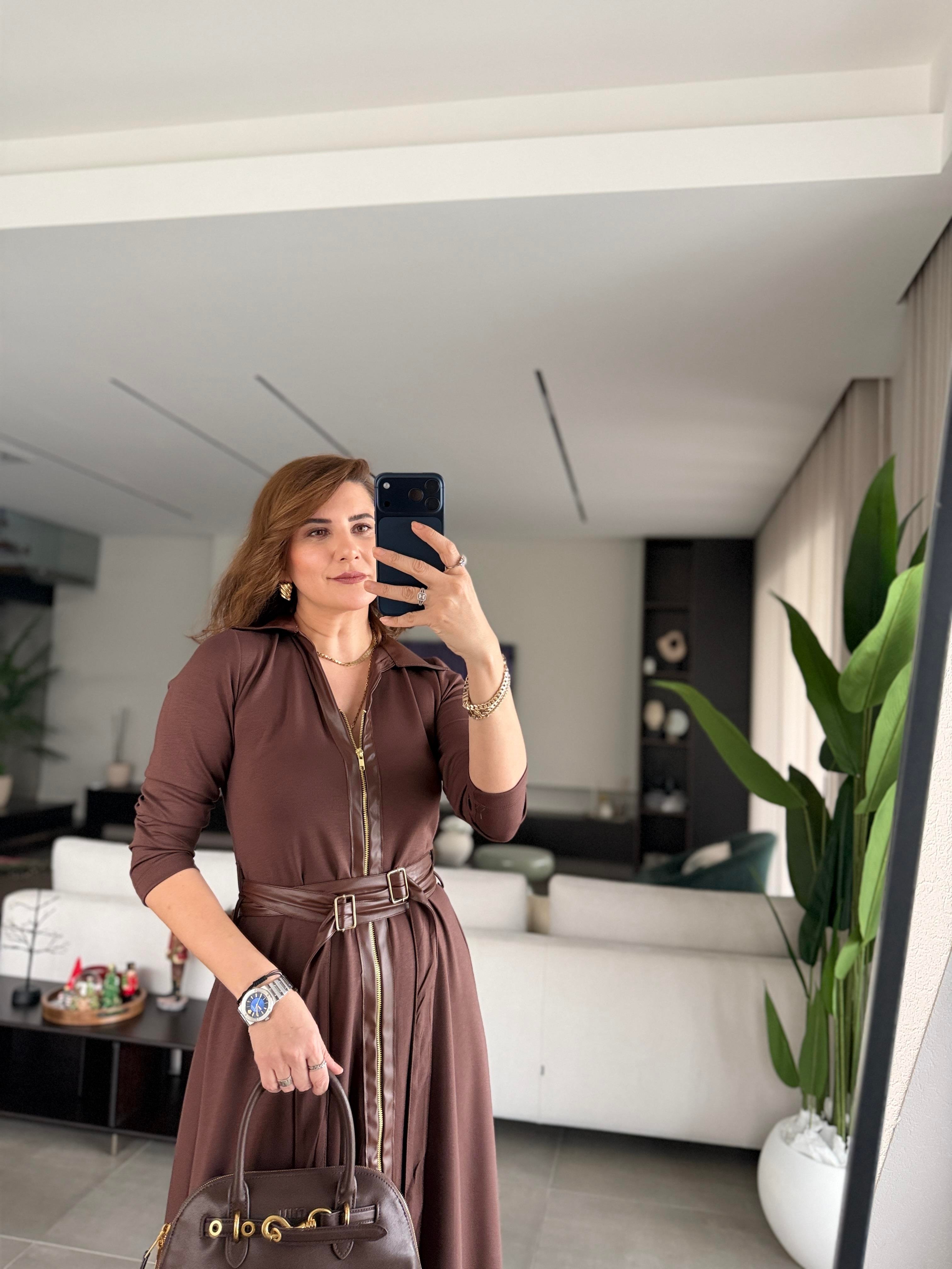 Yaka Deri Detaylı Önü Fermuarlı Modal Elbise