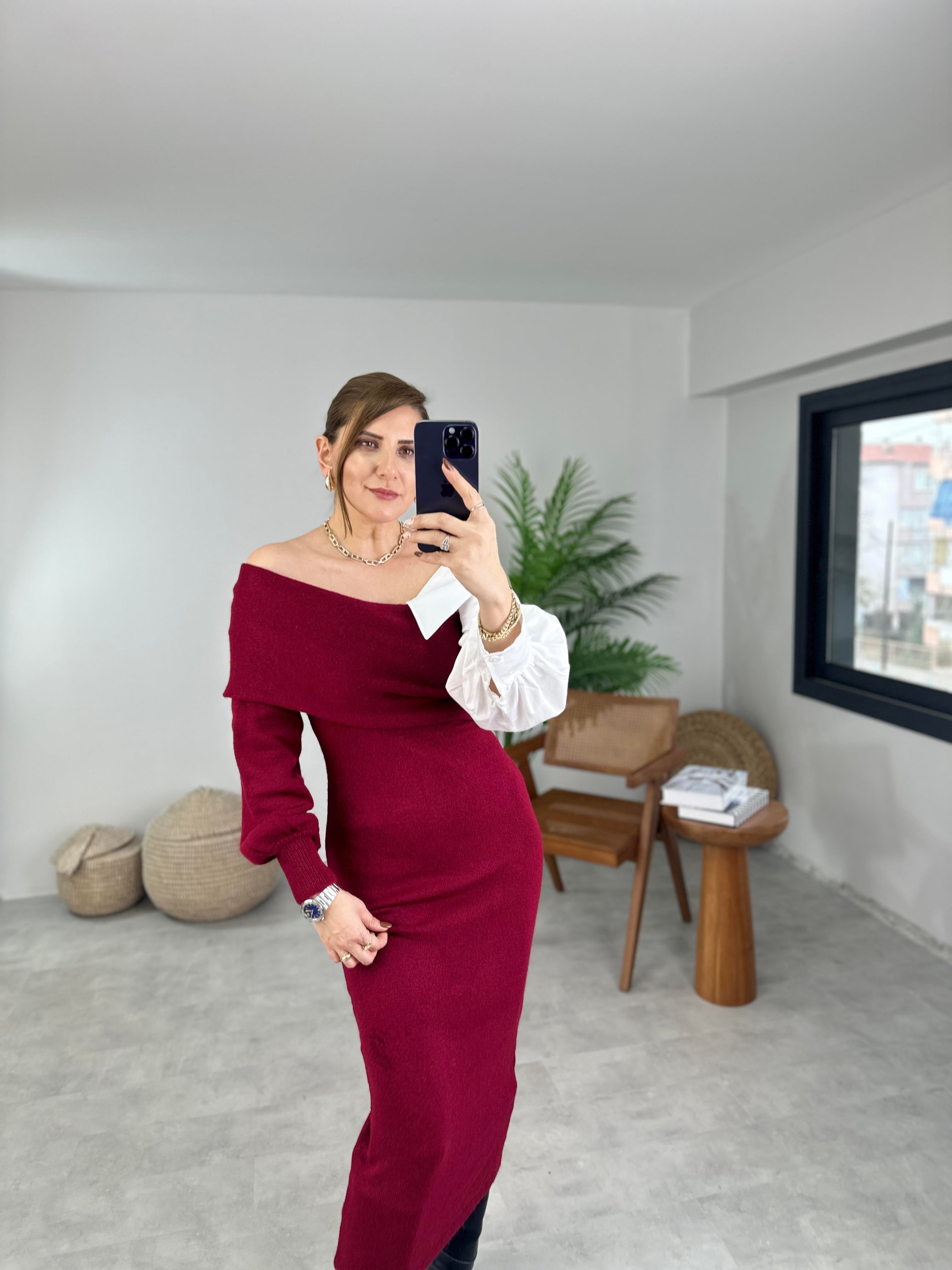 Yaka Detaylı Triko Elbise