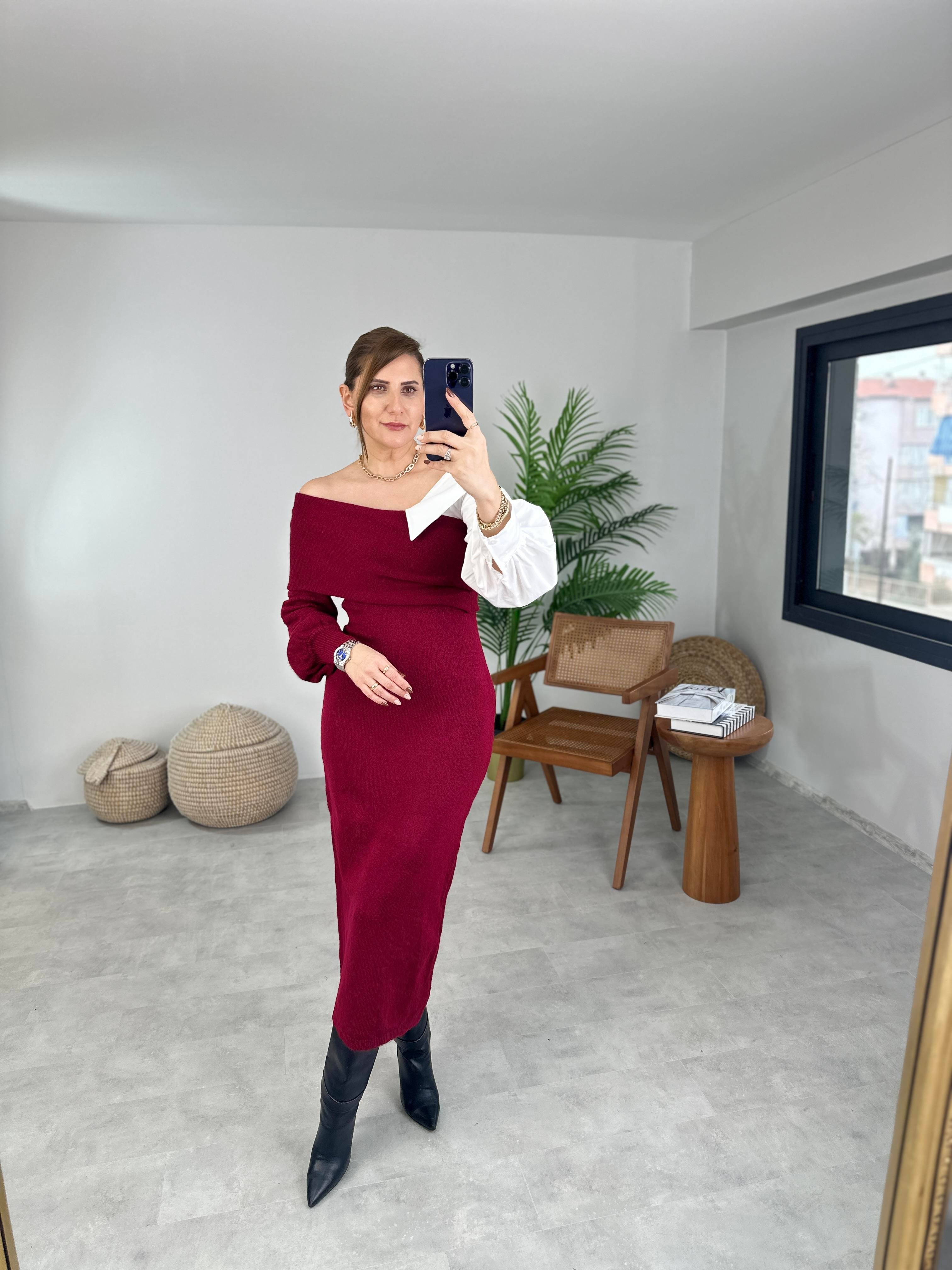 Yaka Detaylı Triko Elbise