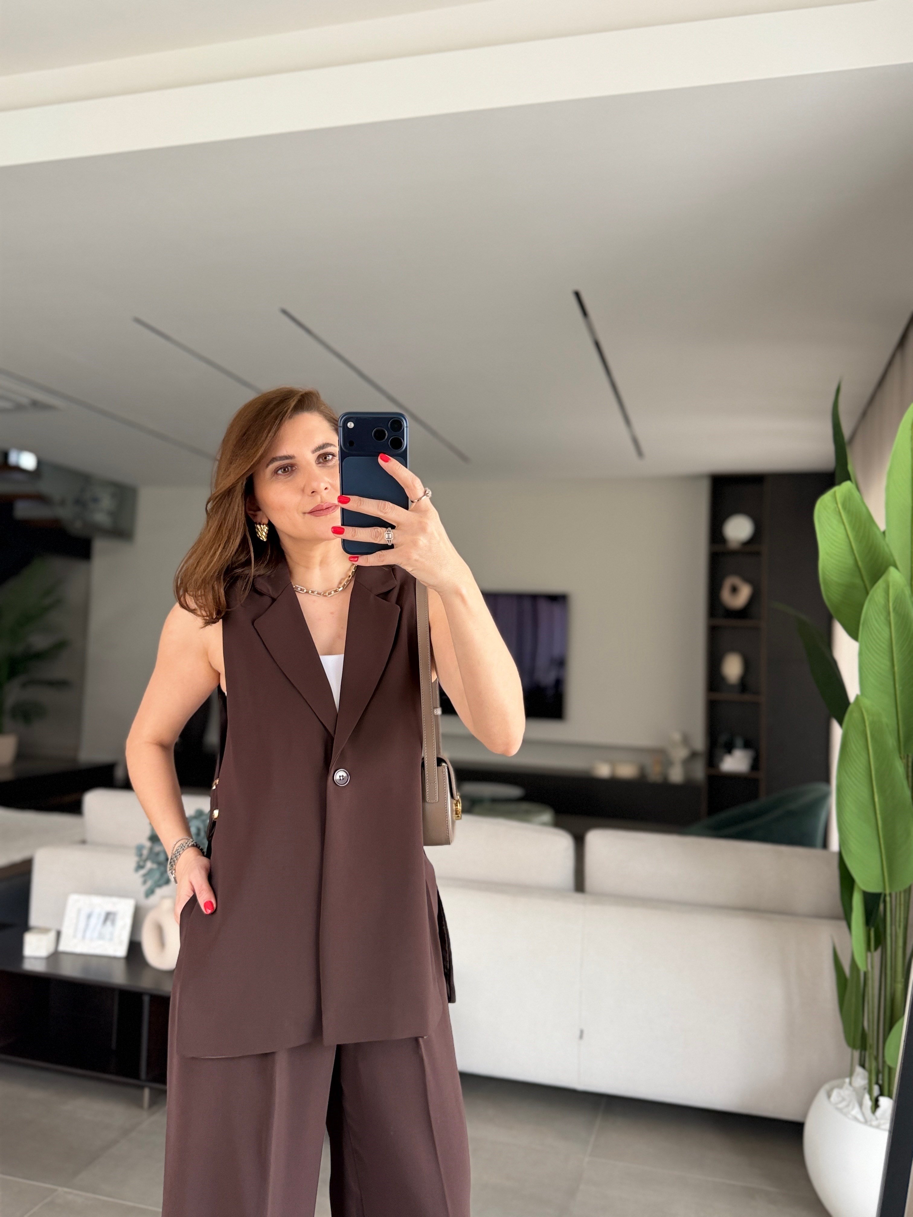 Yanları Aksesuar Detaylı Yelek Takım