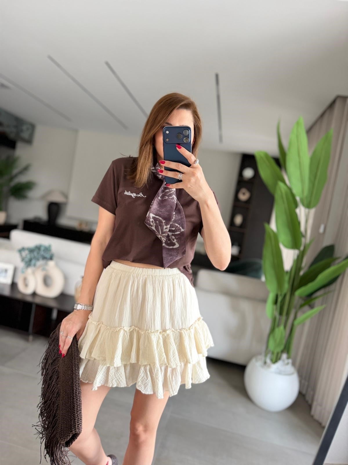 Yazı Baskılı Yaka Fularlı T-shirt