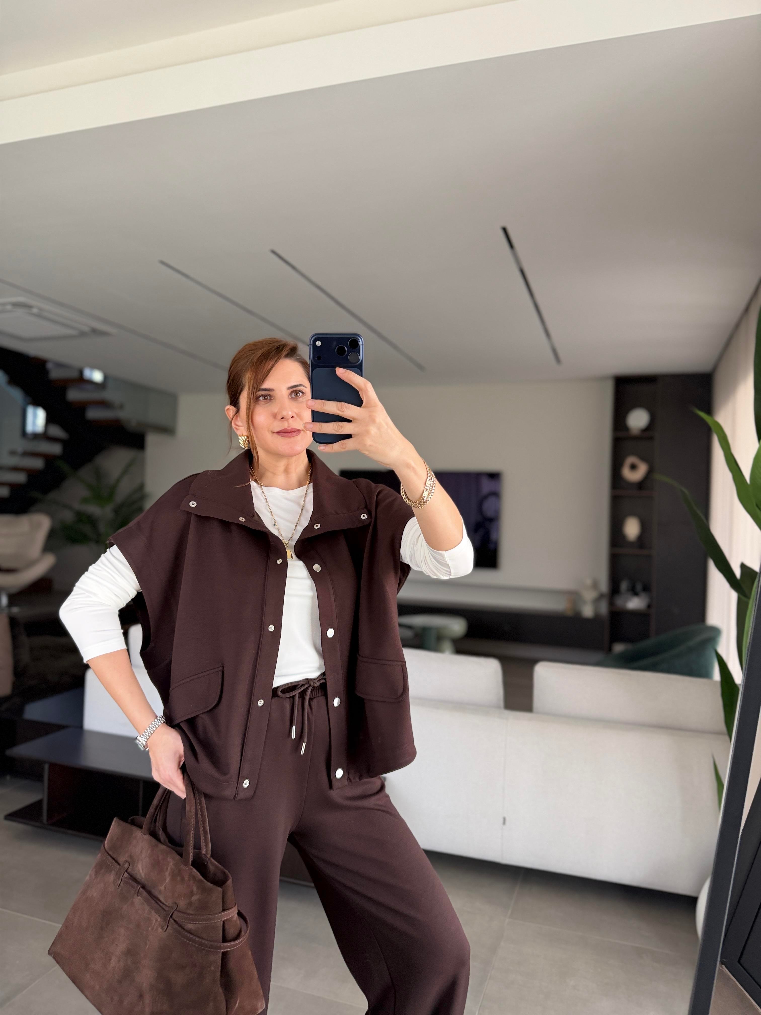 Yelekli Üçlü Takım