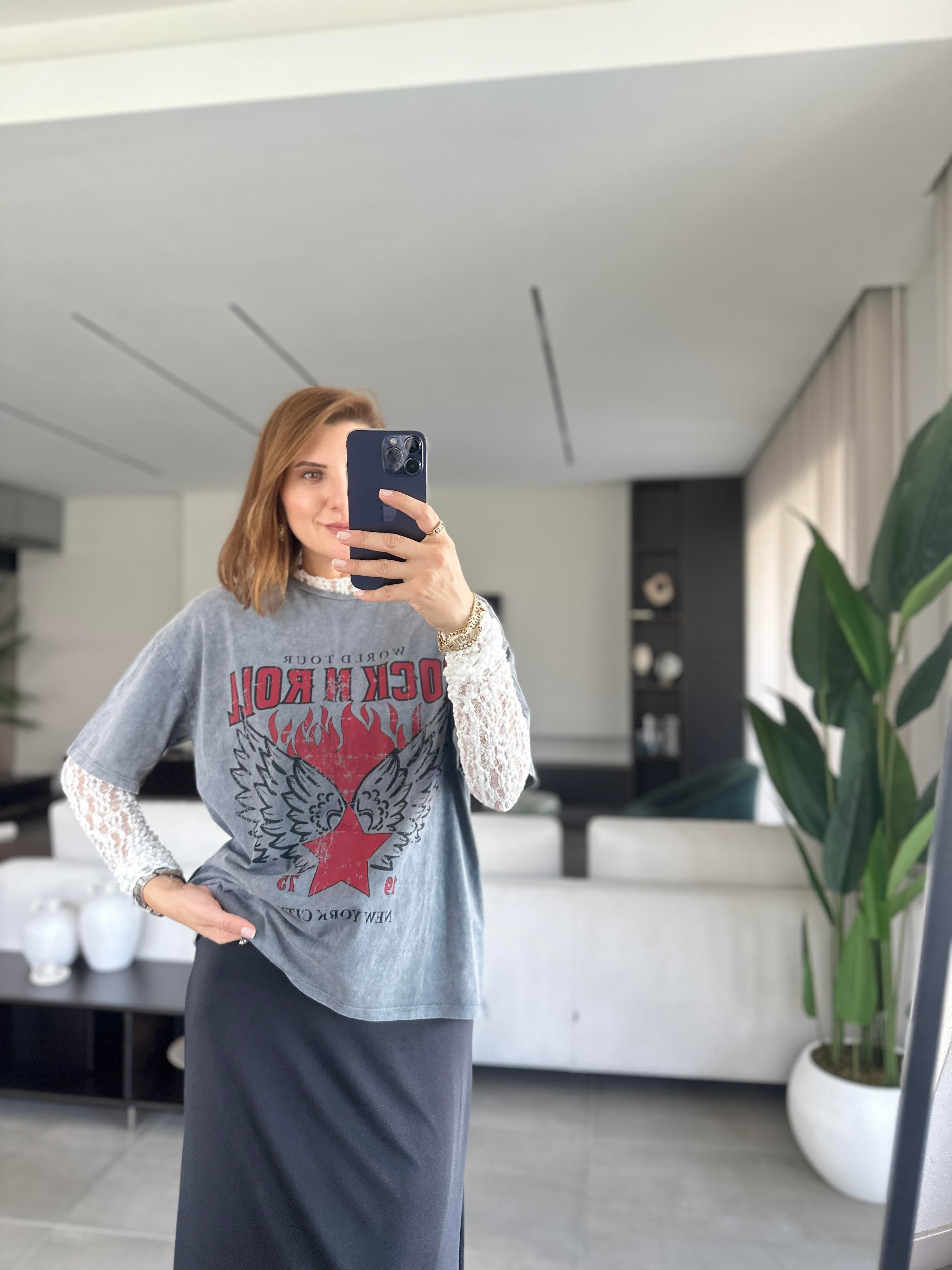 Yıkamalı Baskılı Dantel Detaylı T-Shirt