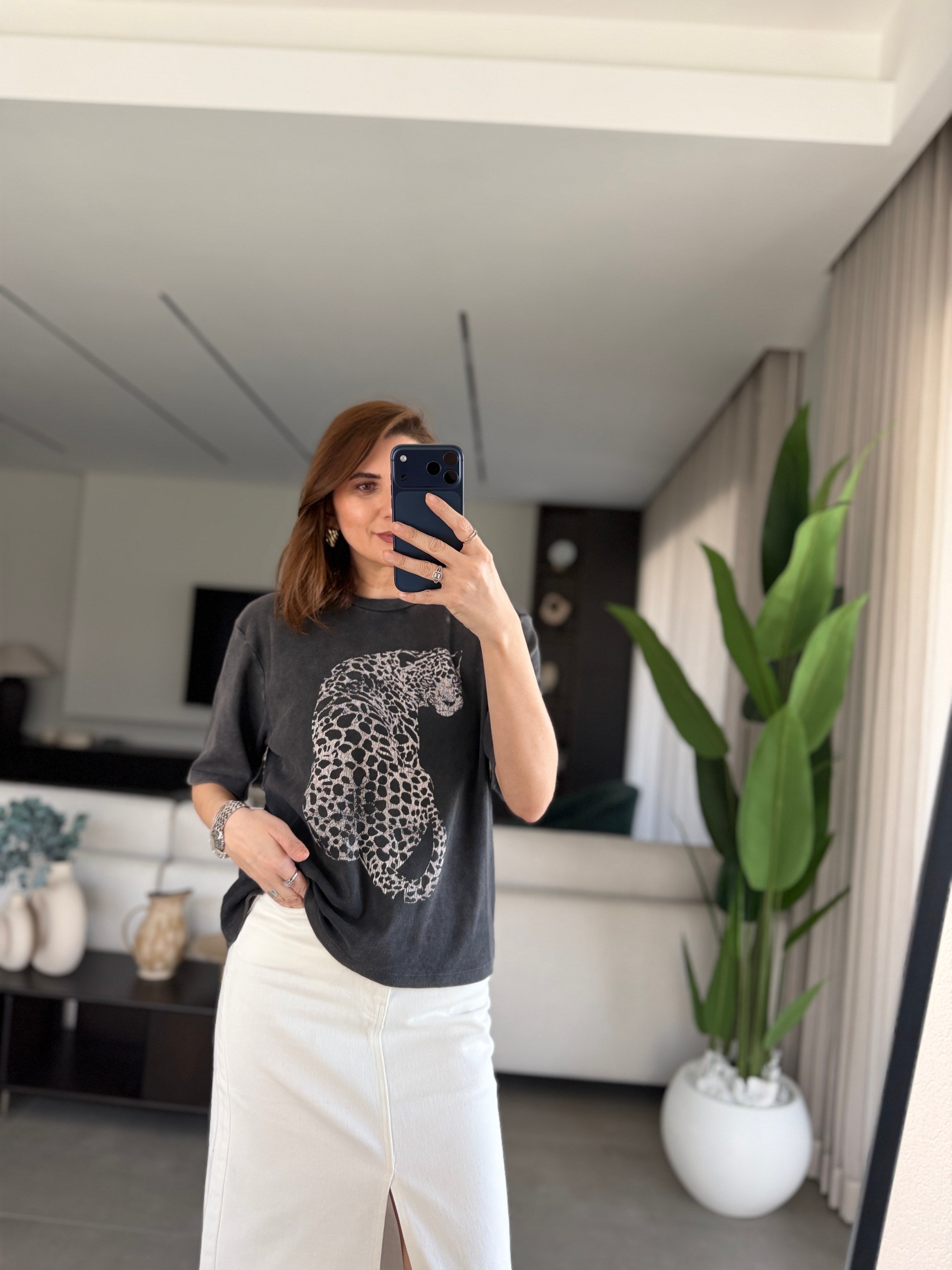 Yıkamalı Leopar Baskılı T-Shirt